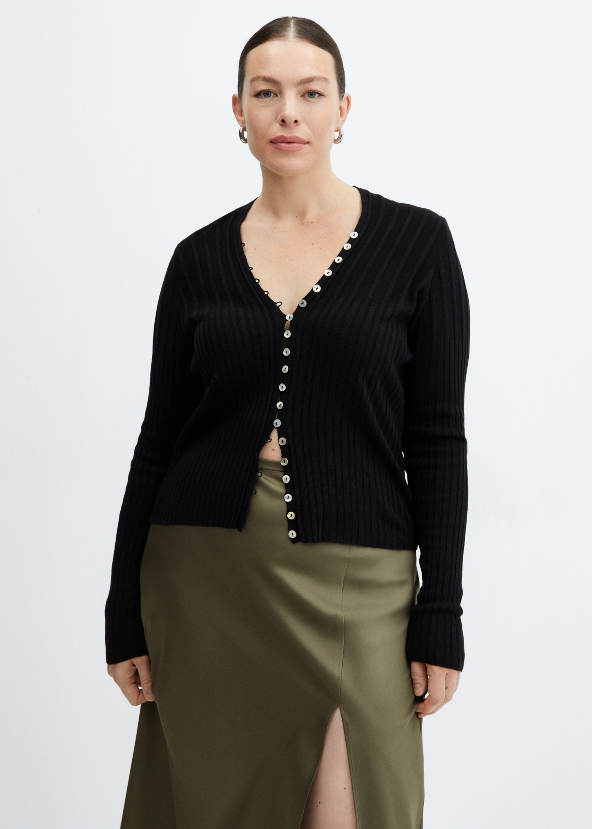 Satin skirt with side slit - Details of the article 5, Green. Ref: 57016717-00.