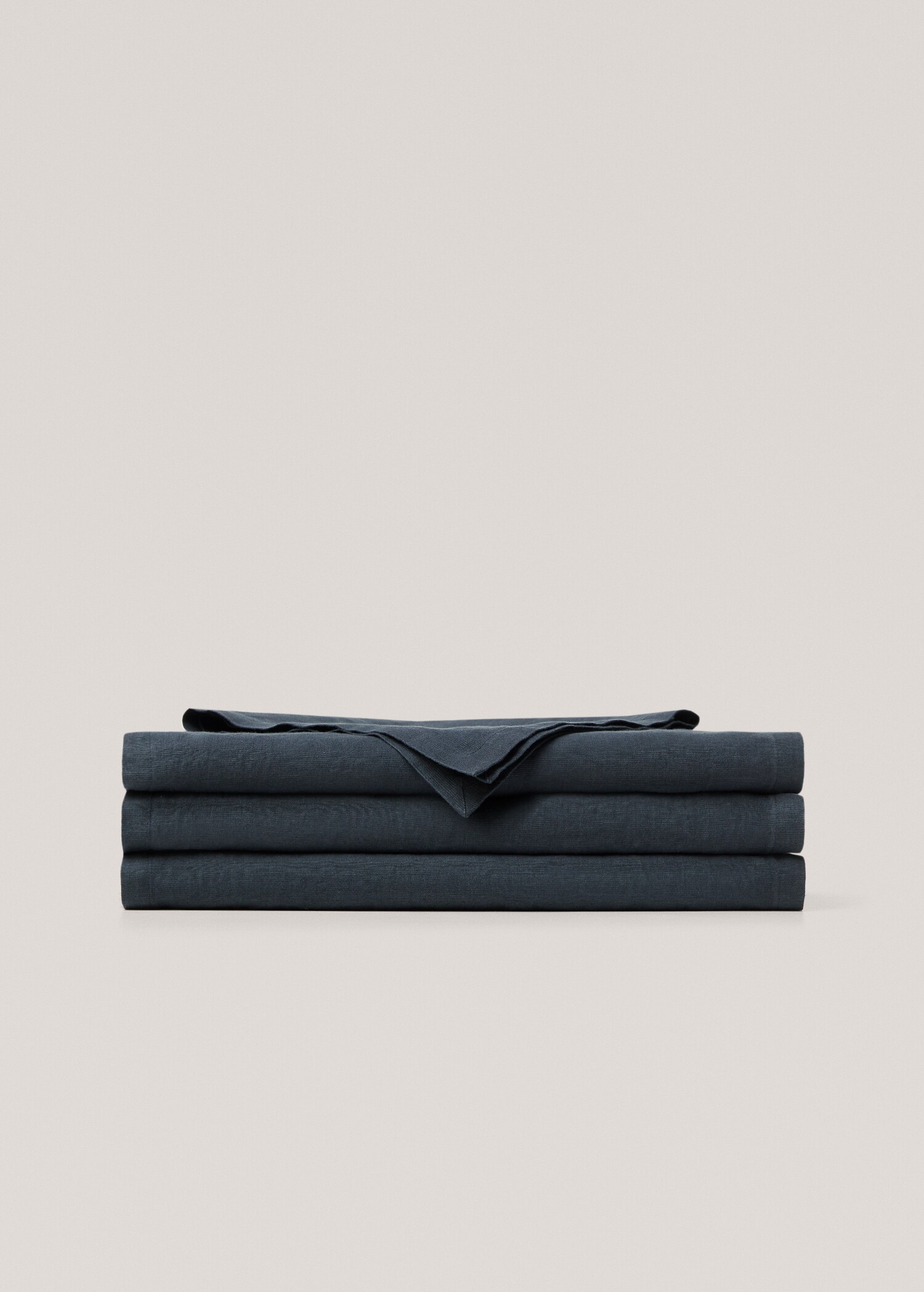 Duk 100% linne 170x170cm - Artikel utan modell