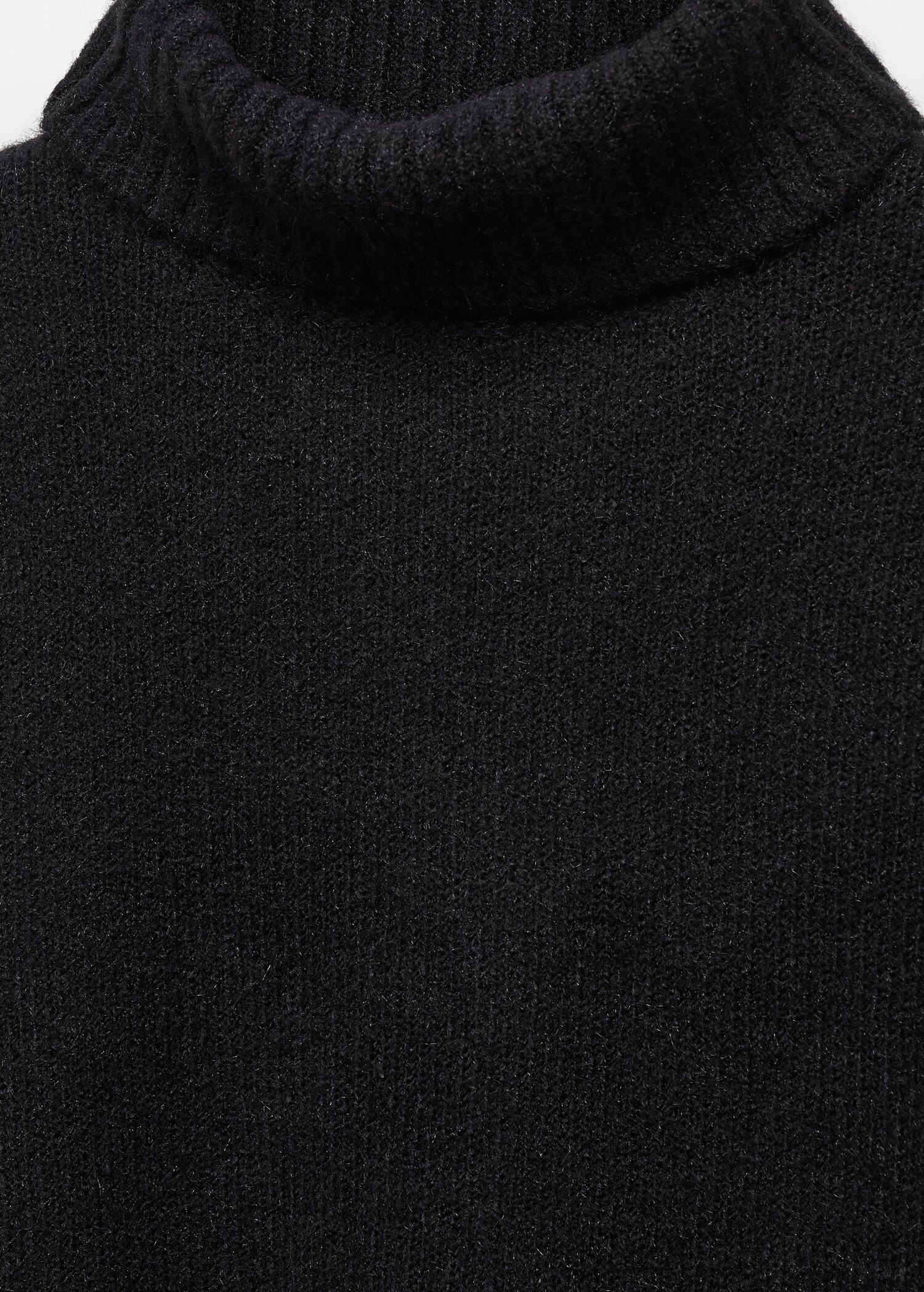 Turtleneck knit sweater - Details of the article 8