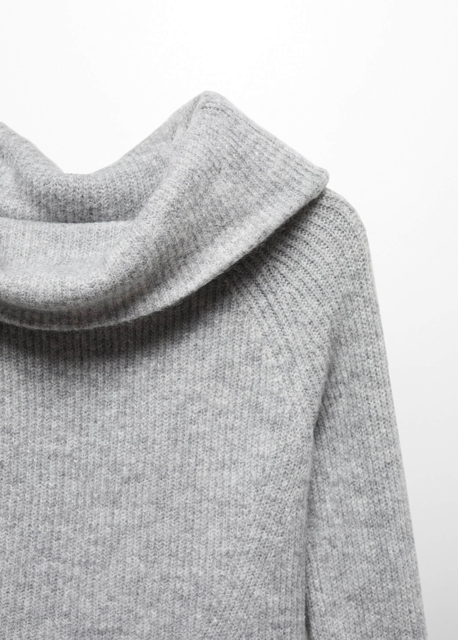 Boat neck sweater - Details of the article 8
