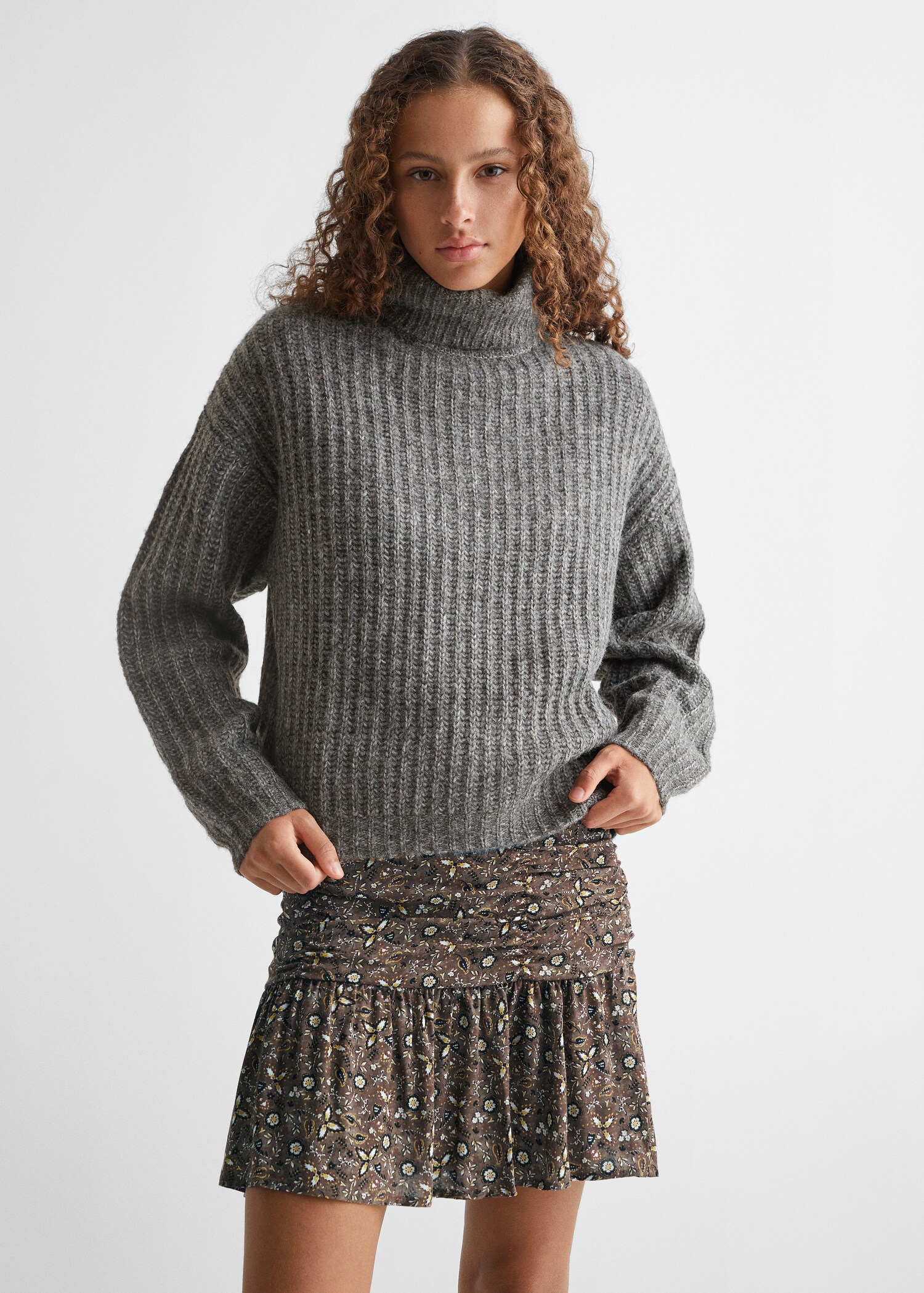 Turtleneck knitted sweater - Medium plane