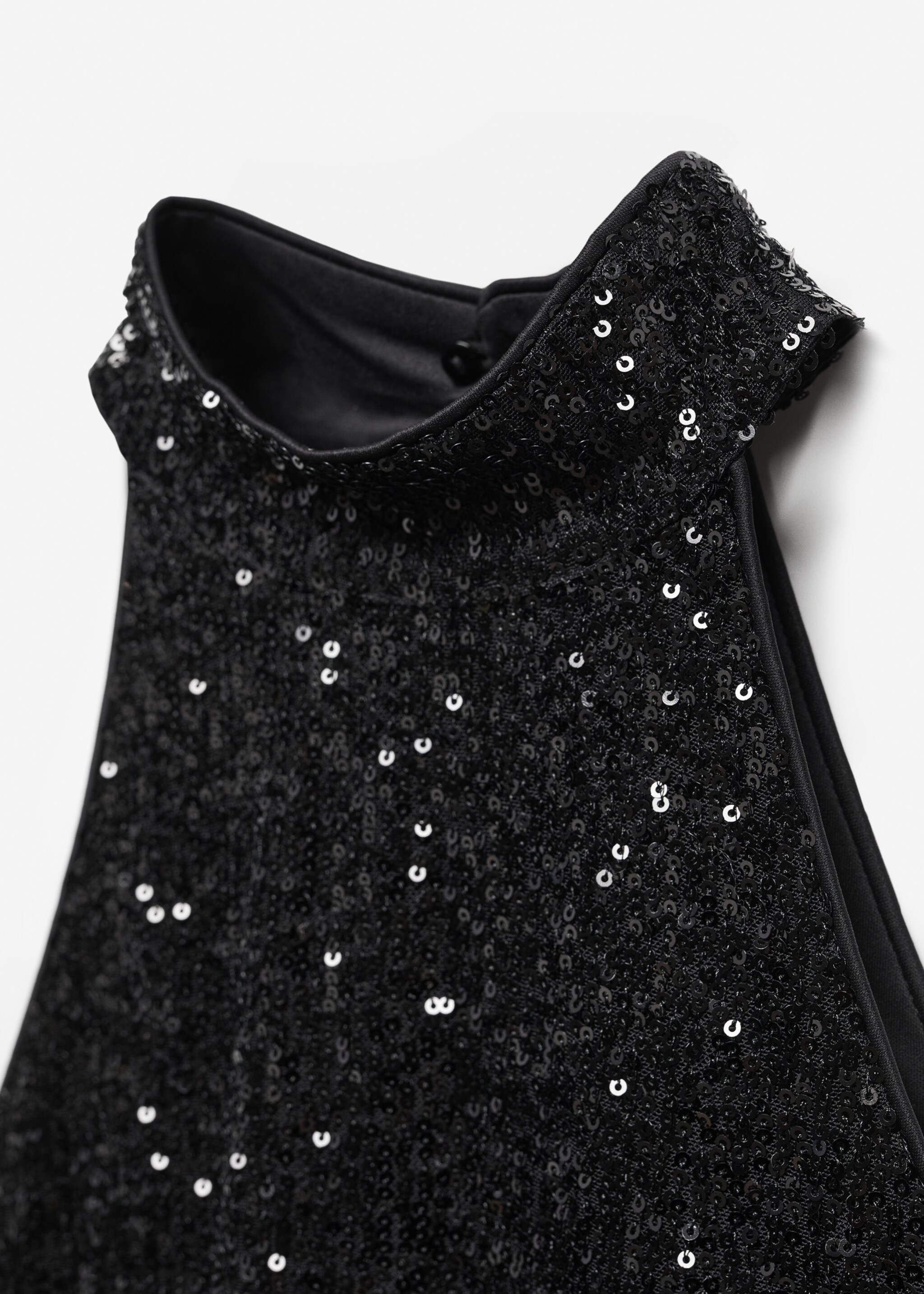 Sequined halter top - Details of the article 8, Black. Ref: 57019102-00.