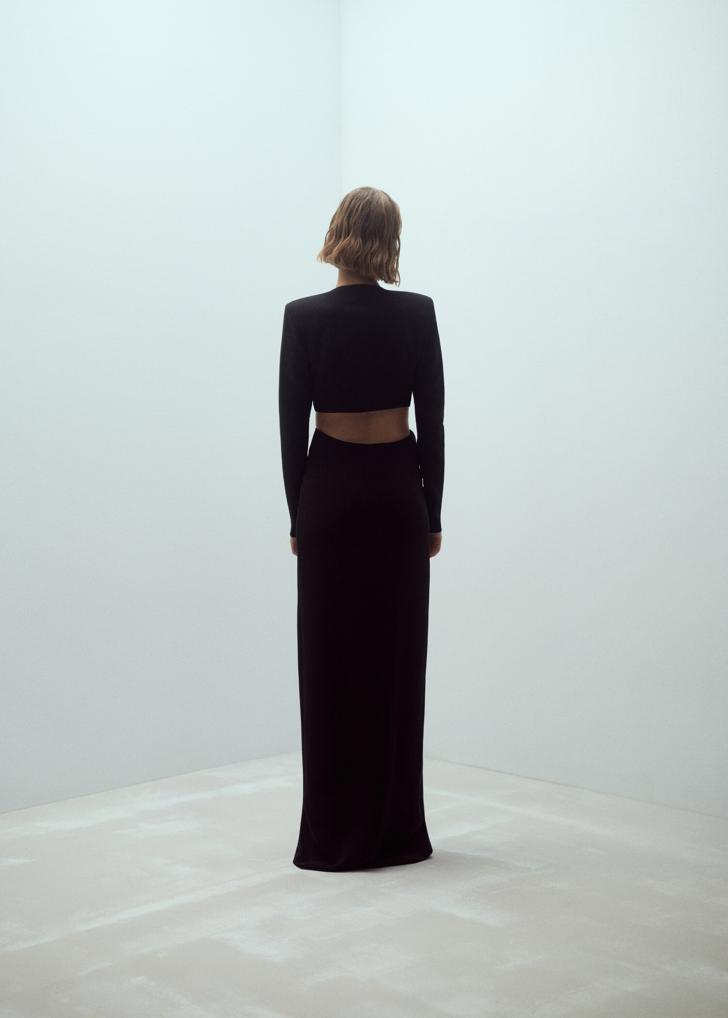 Satin dress with side slits - Reverse of the article