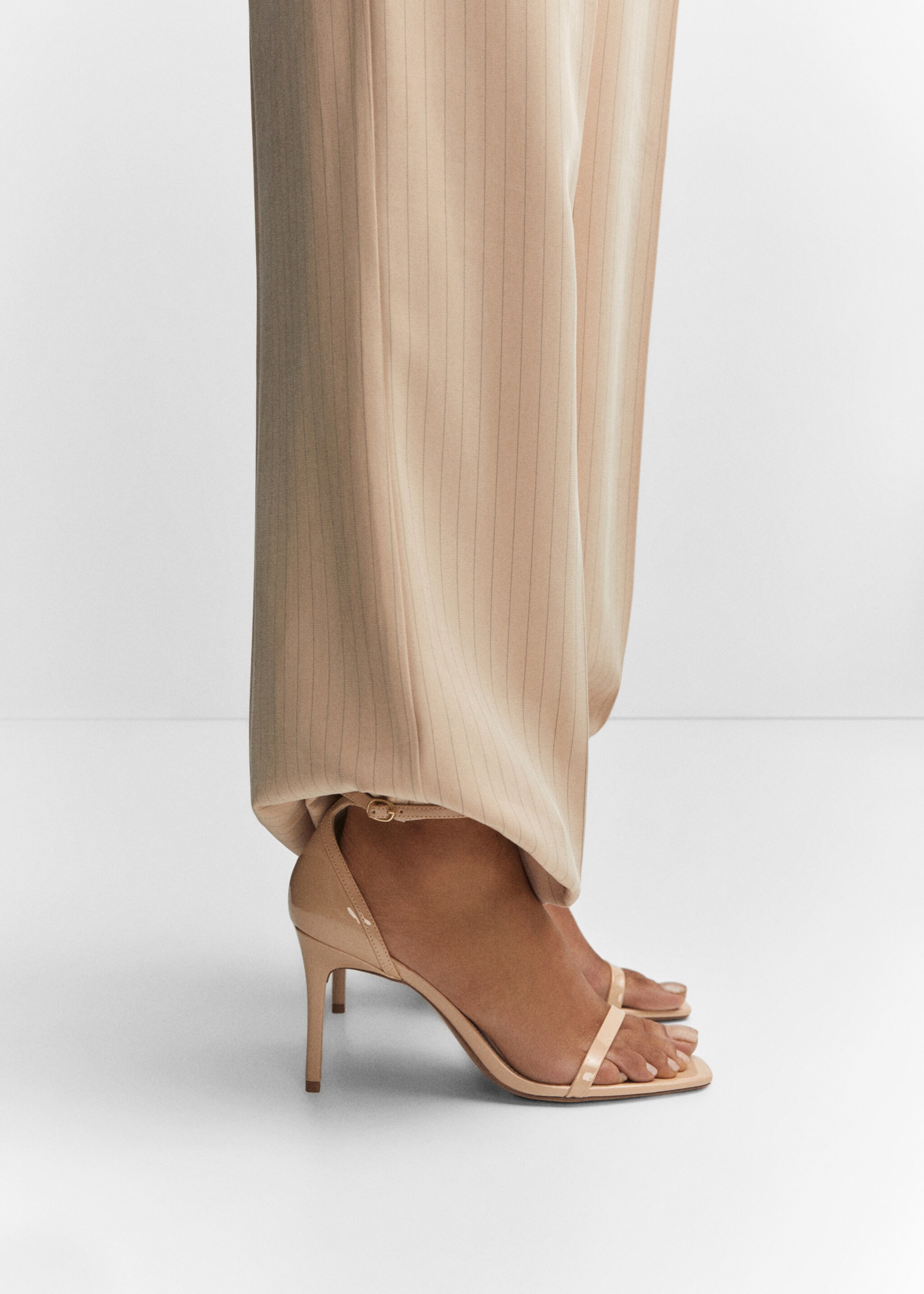 Strapped patent finish sandals - Details of the article 9, Nude. Ref: 57020032-00.