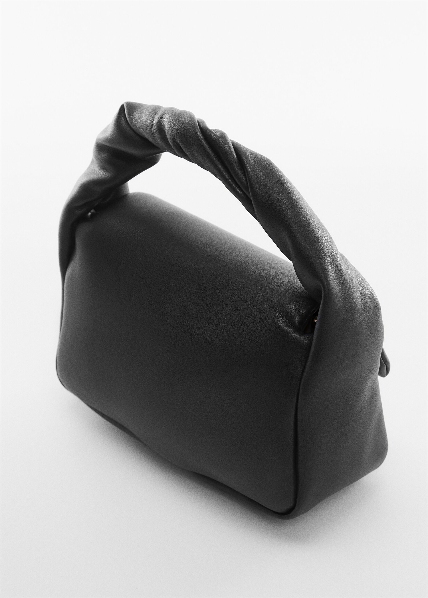 Flap chain bag - Details of the article 2
