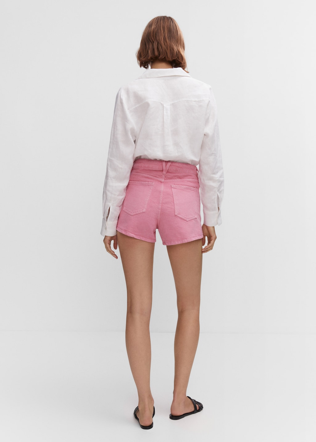 ショートパンツ MOSCHINO Women Shorts  Burmudas J0325 5517 0181 Pink Moschino Fuchsia Side-Band High-Rise Wool Shorts, Brand Size