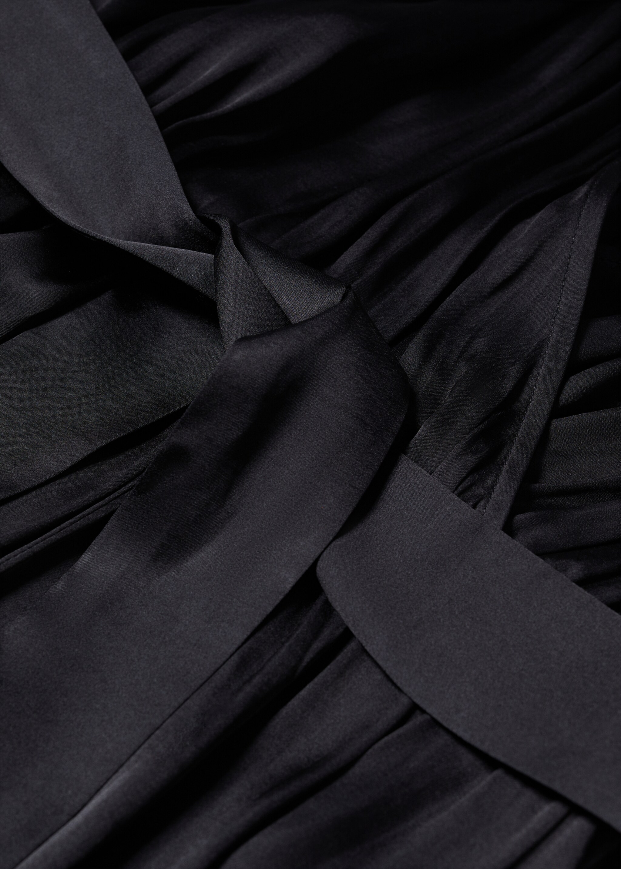 Satin pleated jumpsuit - Details of the article 8, Black. Ref: 57020766-00.