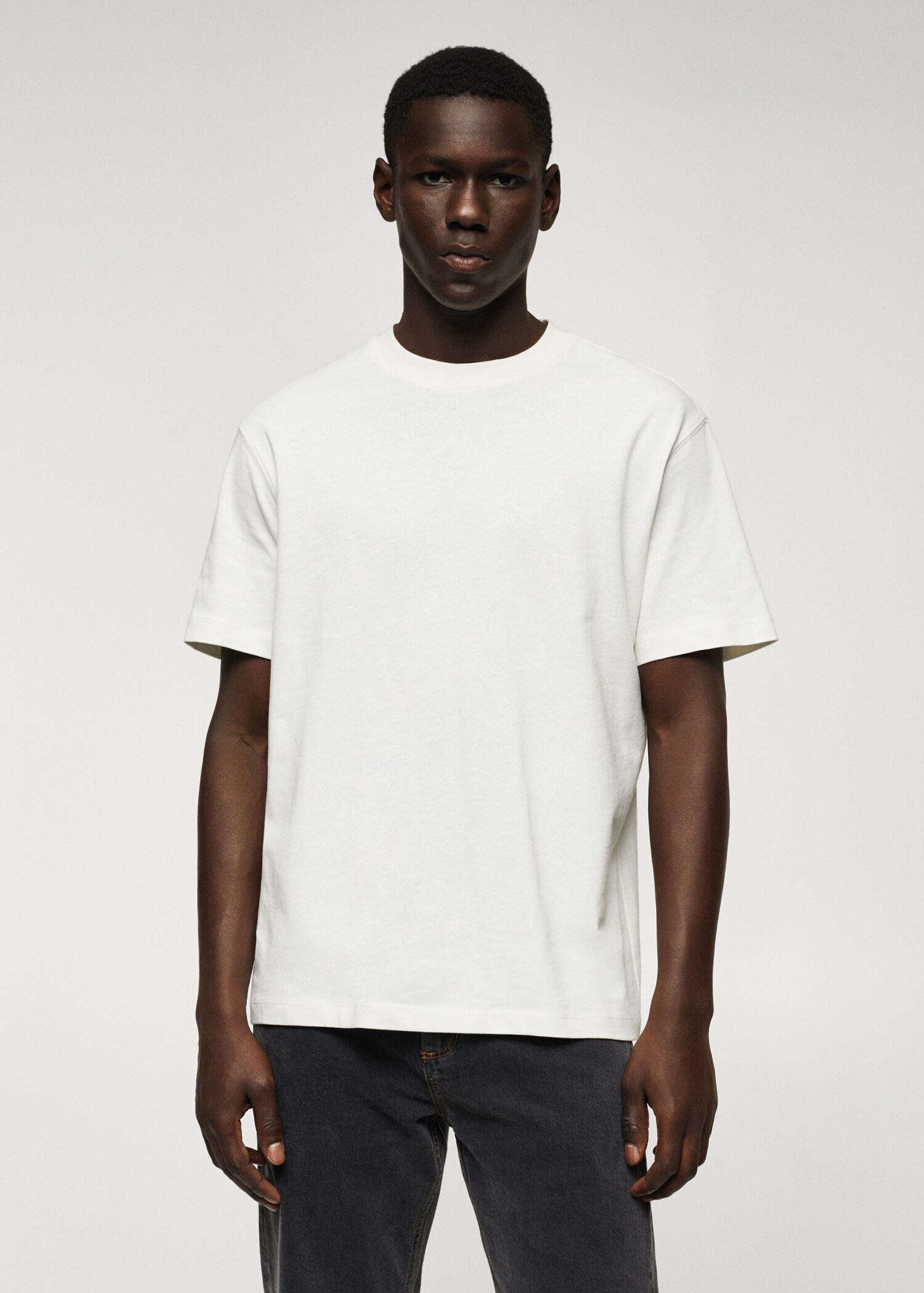 Basic 100% cotton relaxed-fit t-shirt - Medium plane