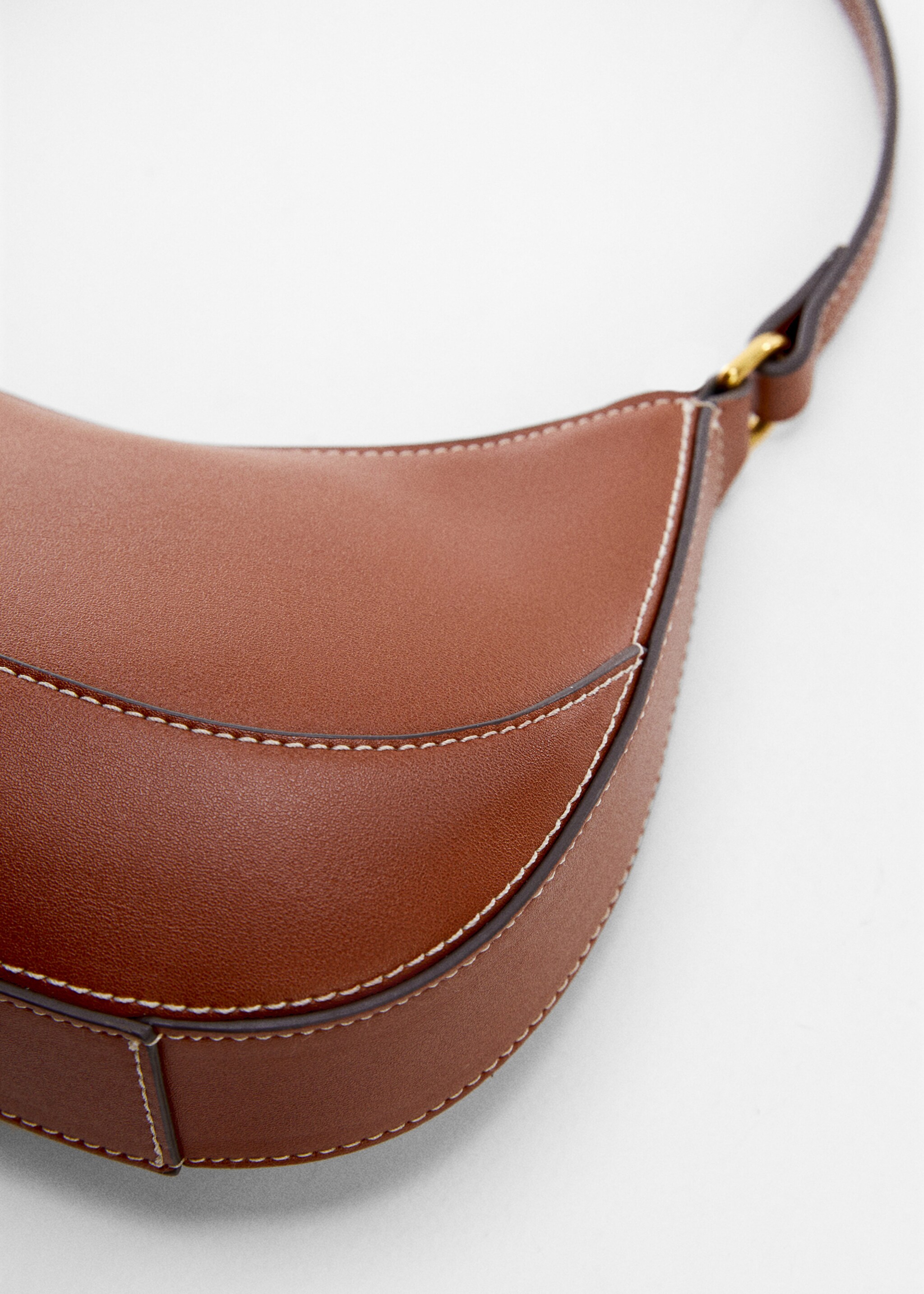 Oval short handle bag - Details of the article 1, Leather. Ref: 57021035-00.