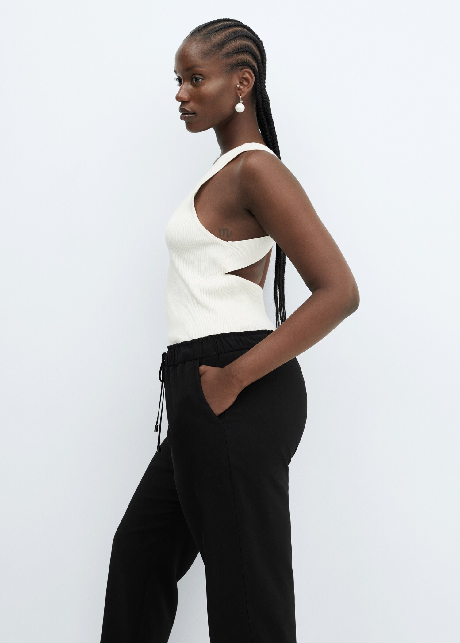 Flowy straight-fit trousers with bow - Details of the article 4