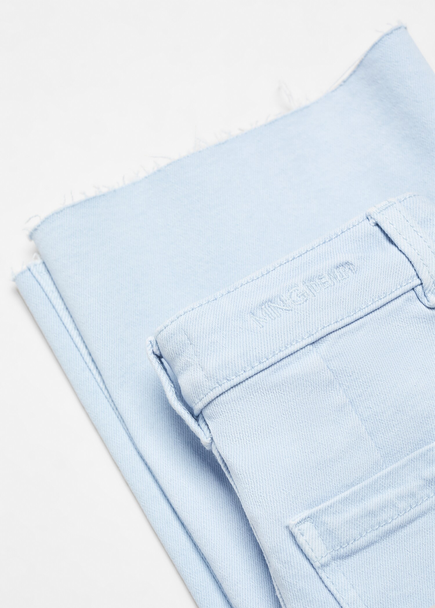 Frayed hem culotte jeans - Details of the article 8