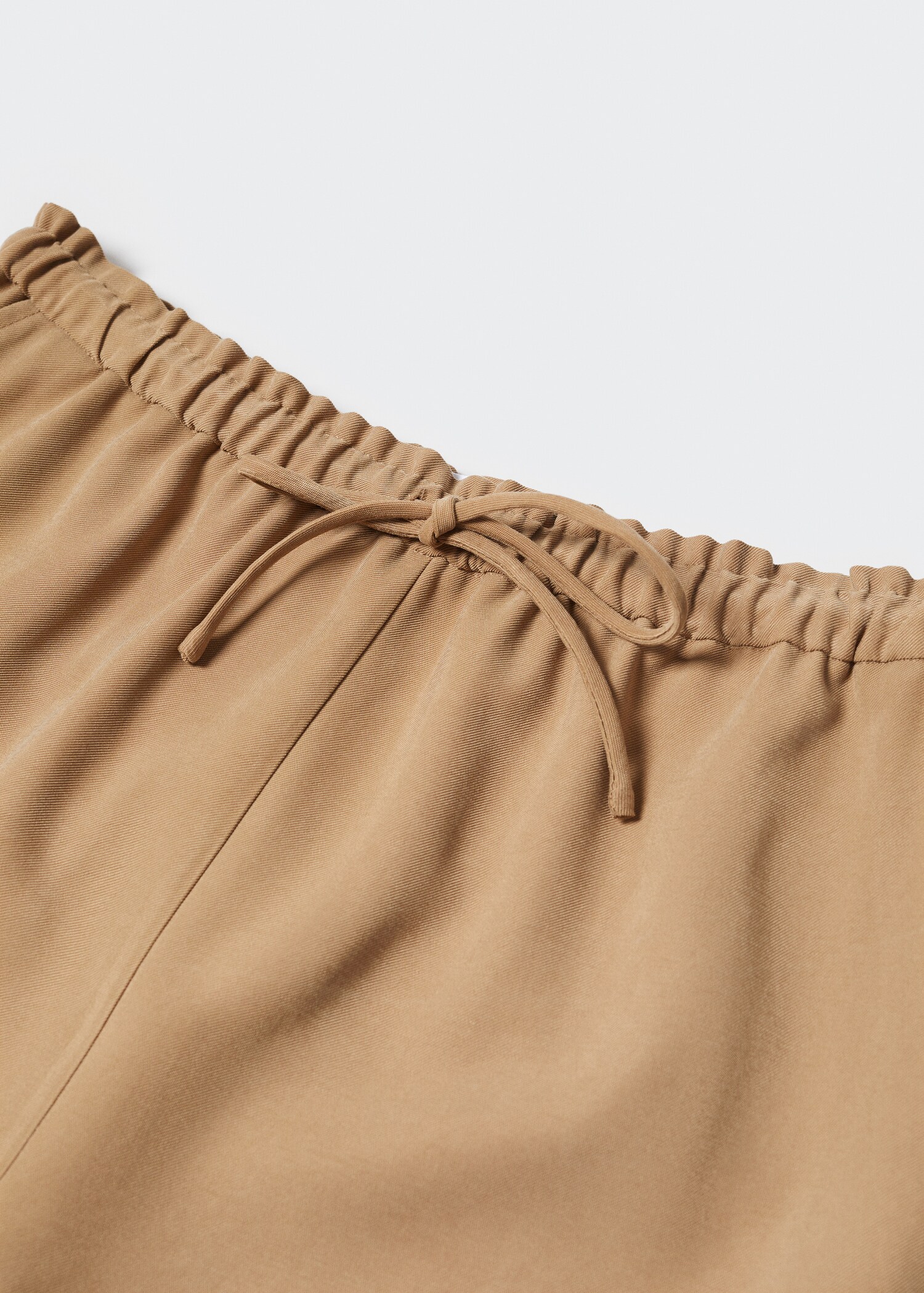 Elastic waist shorts - Details of the article 8