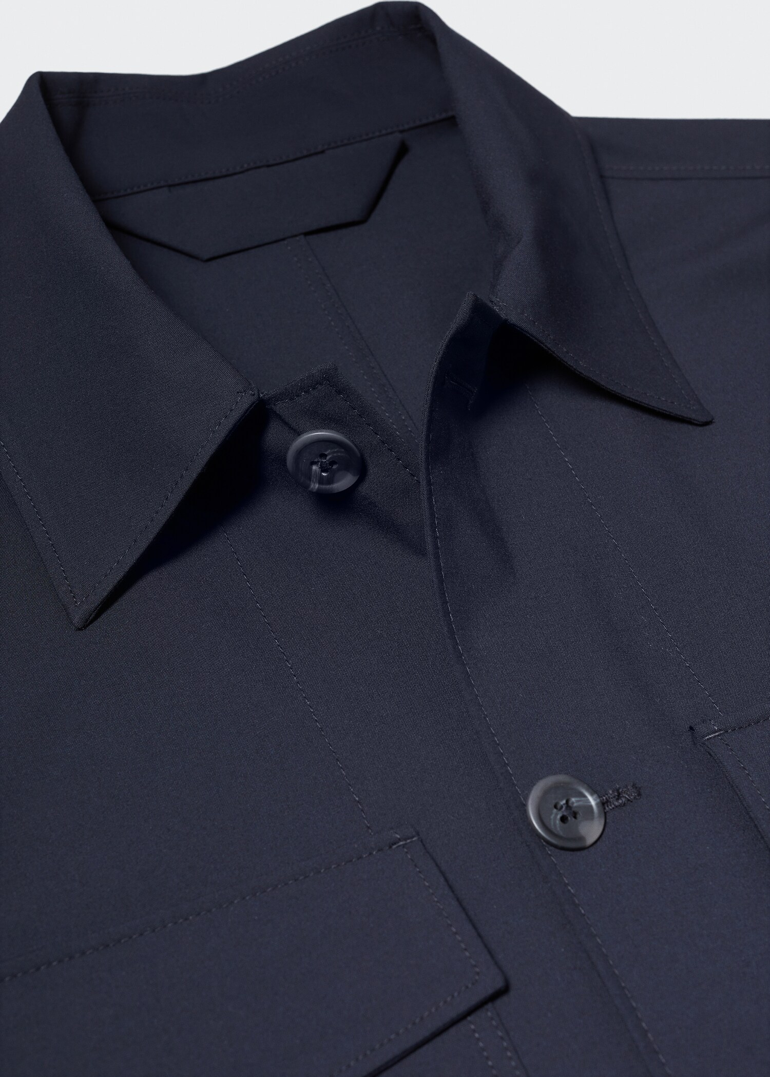 Leichte Jacke mit Taschen - Detail des Artikels 8