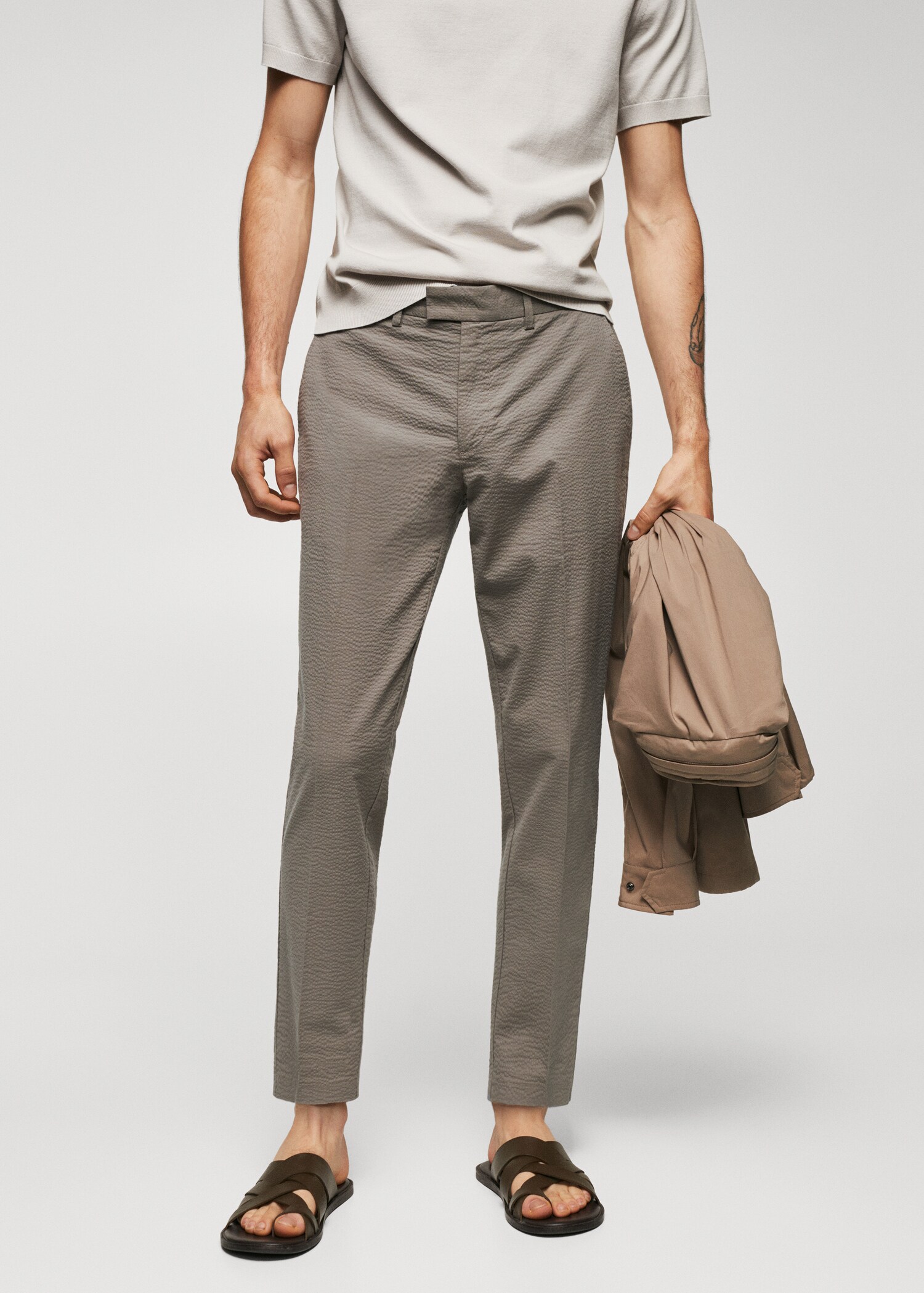 Slim-fit seersucker stretch trousers - Medium plane