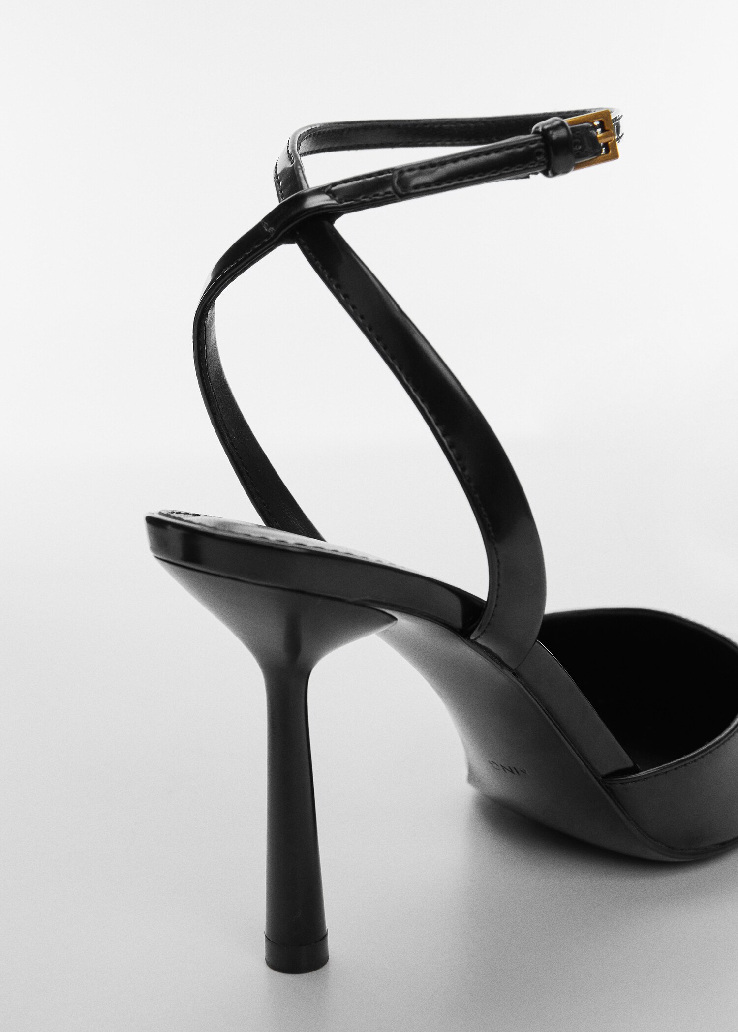 High-heeled shoes - Details of the article 1