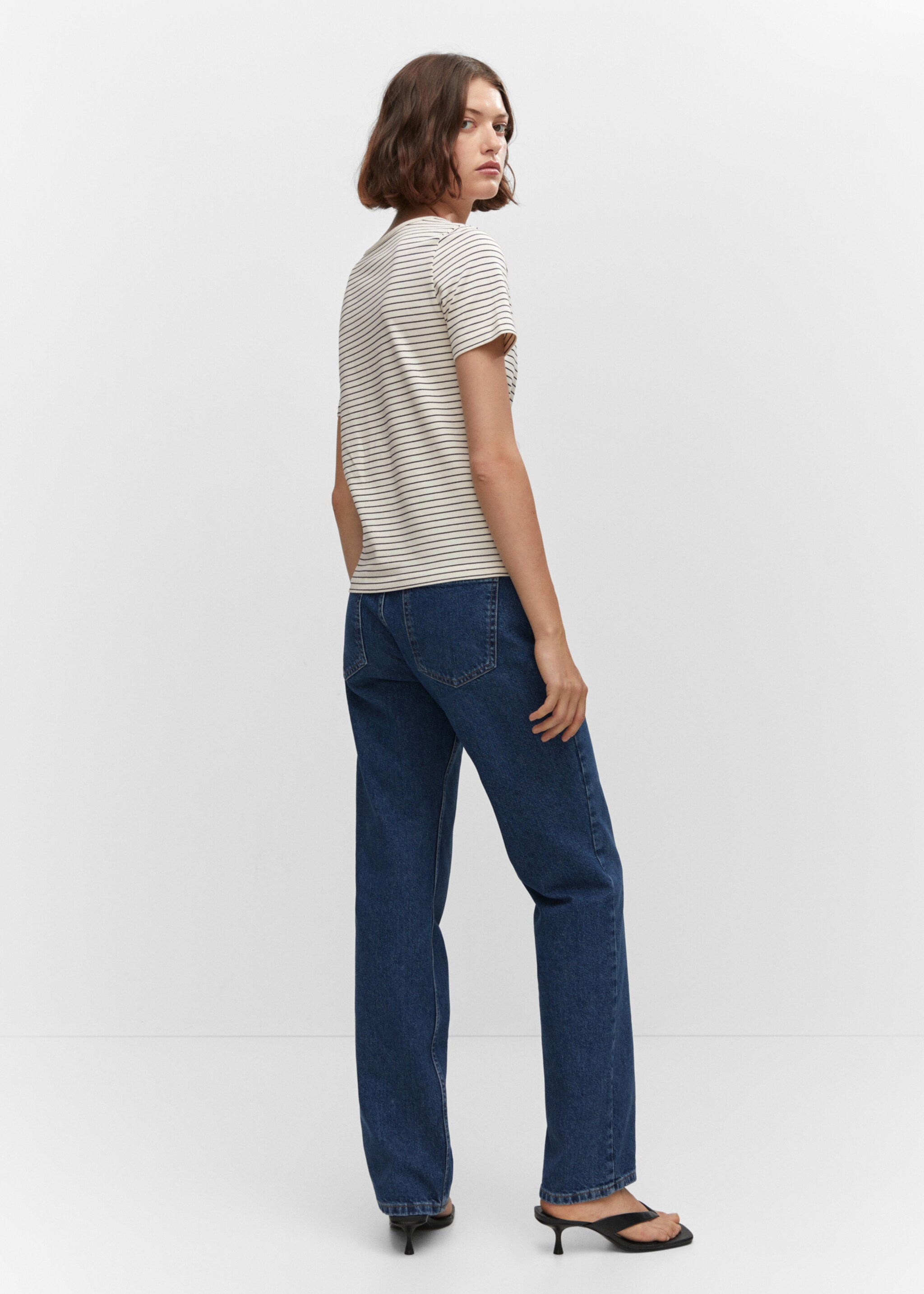 Cotton t-shirt with pucker detail - Reverse of the article, Ecru. Ref: 57022888-00.