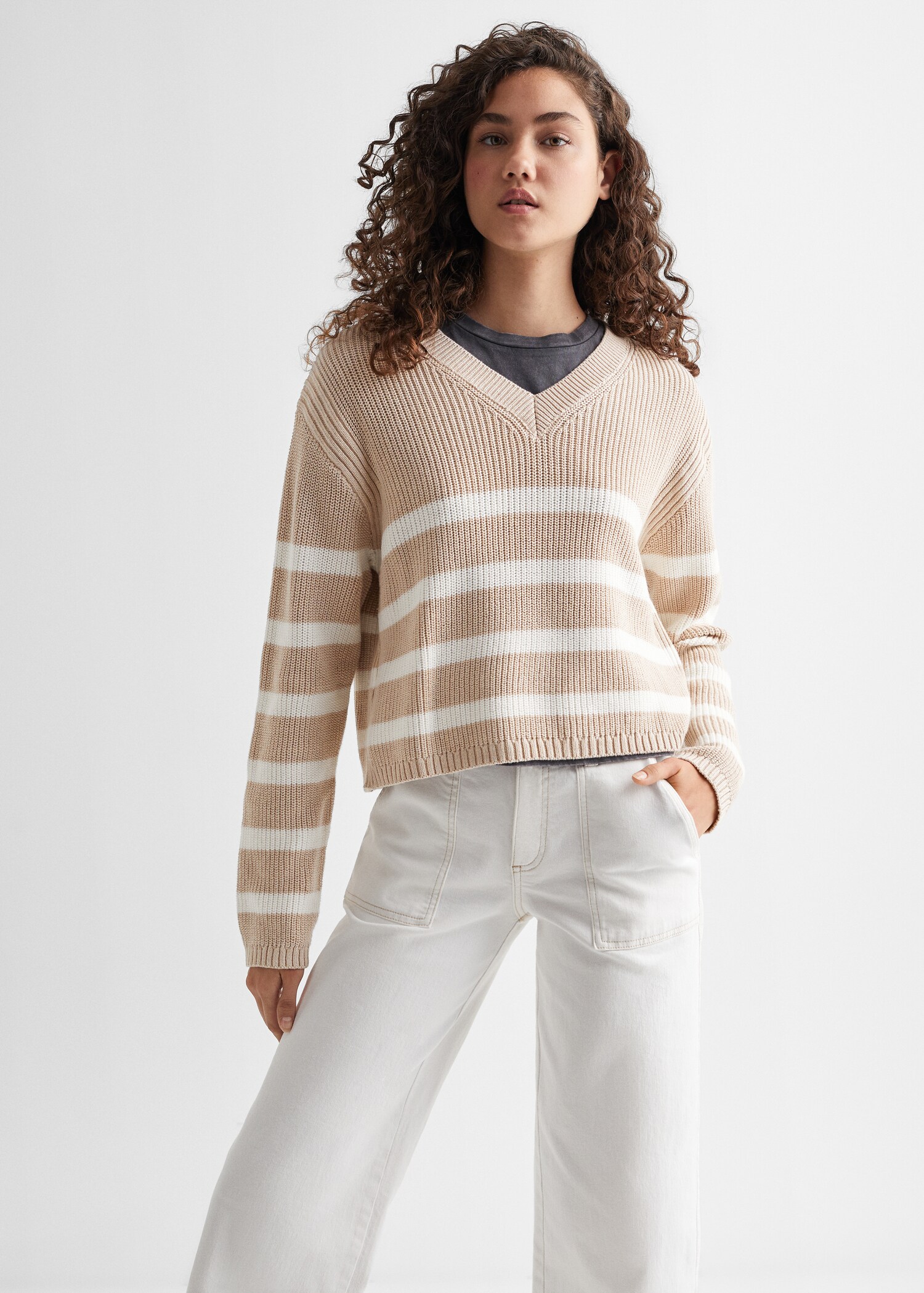 Knit striped sweater - Medium plane