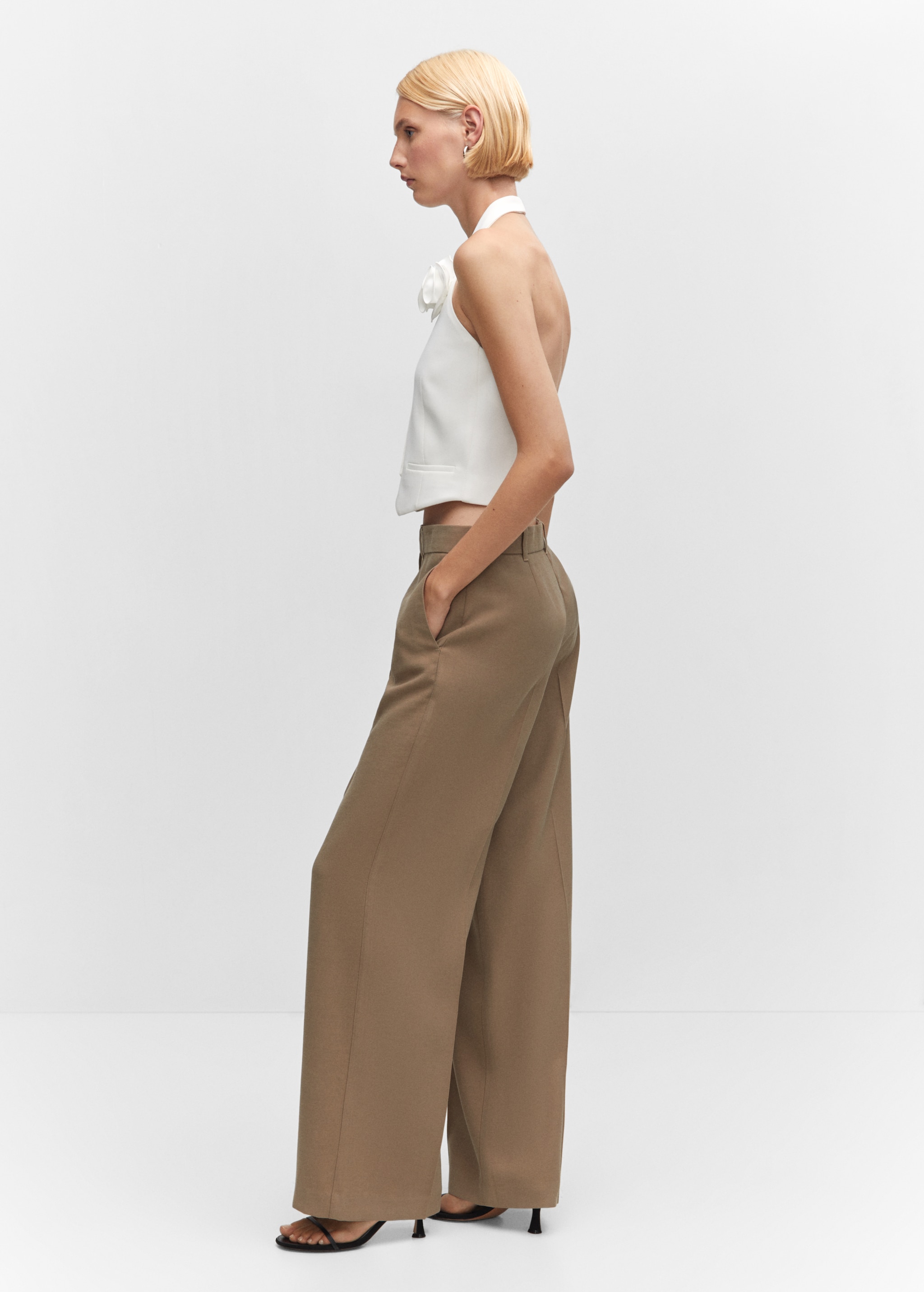 Low-waist wideleg trousers - Details of the article 2
