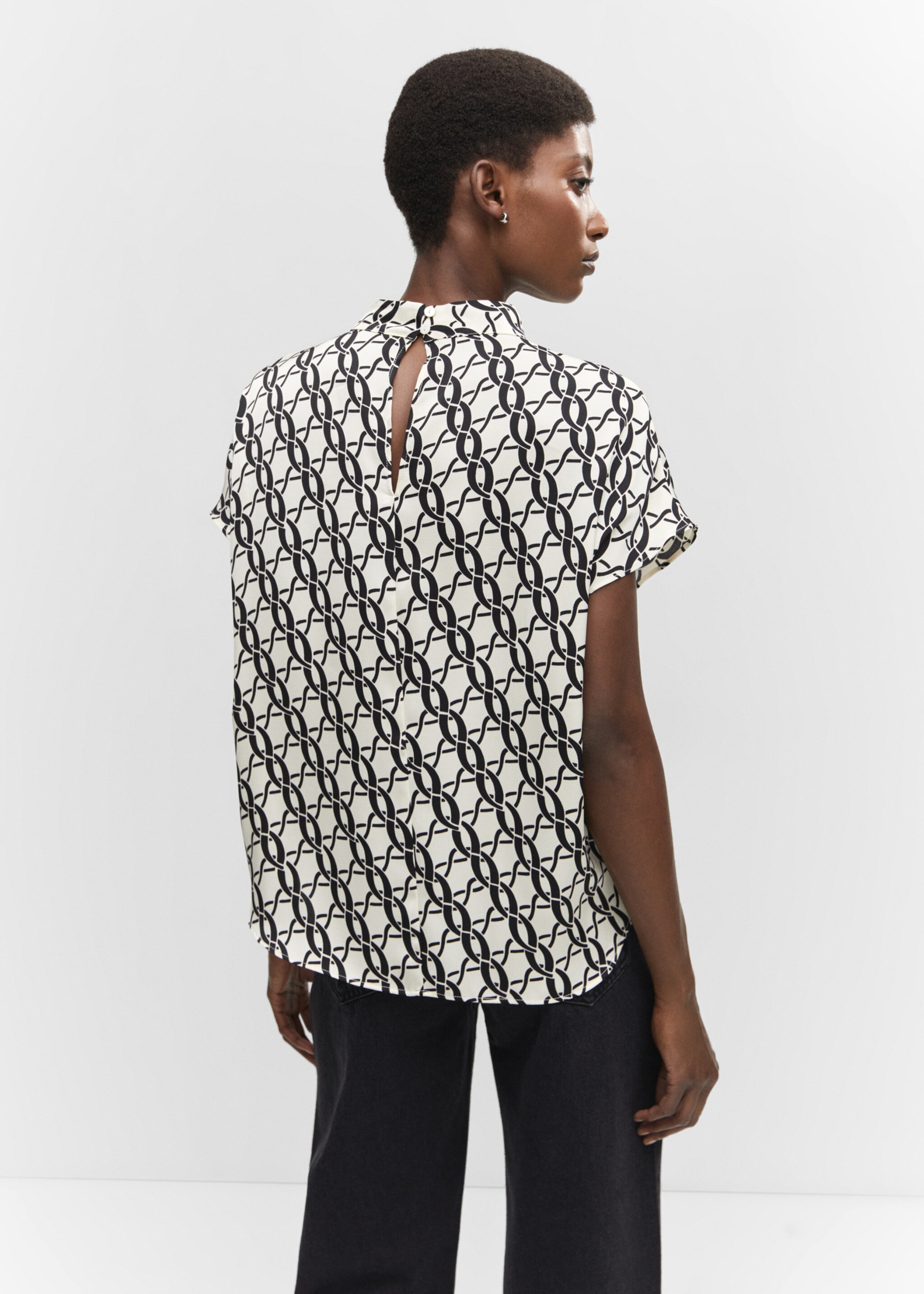 Chain print blouse - Reverse of the article, Off White. Ref: 57023810-00.