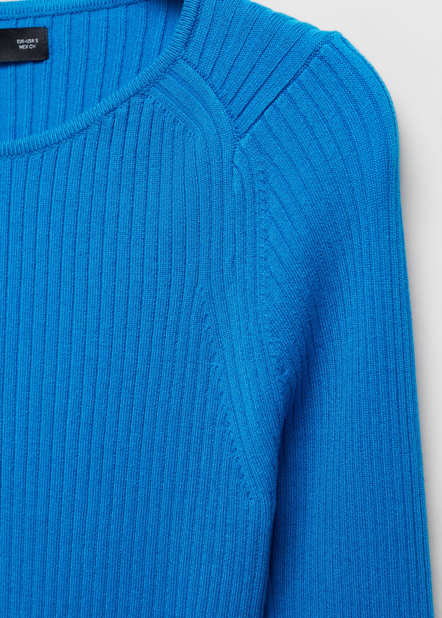 Ribbed round-neck sweater - Details of the article 8
