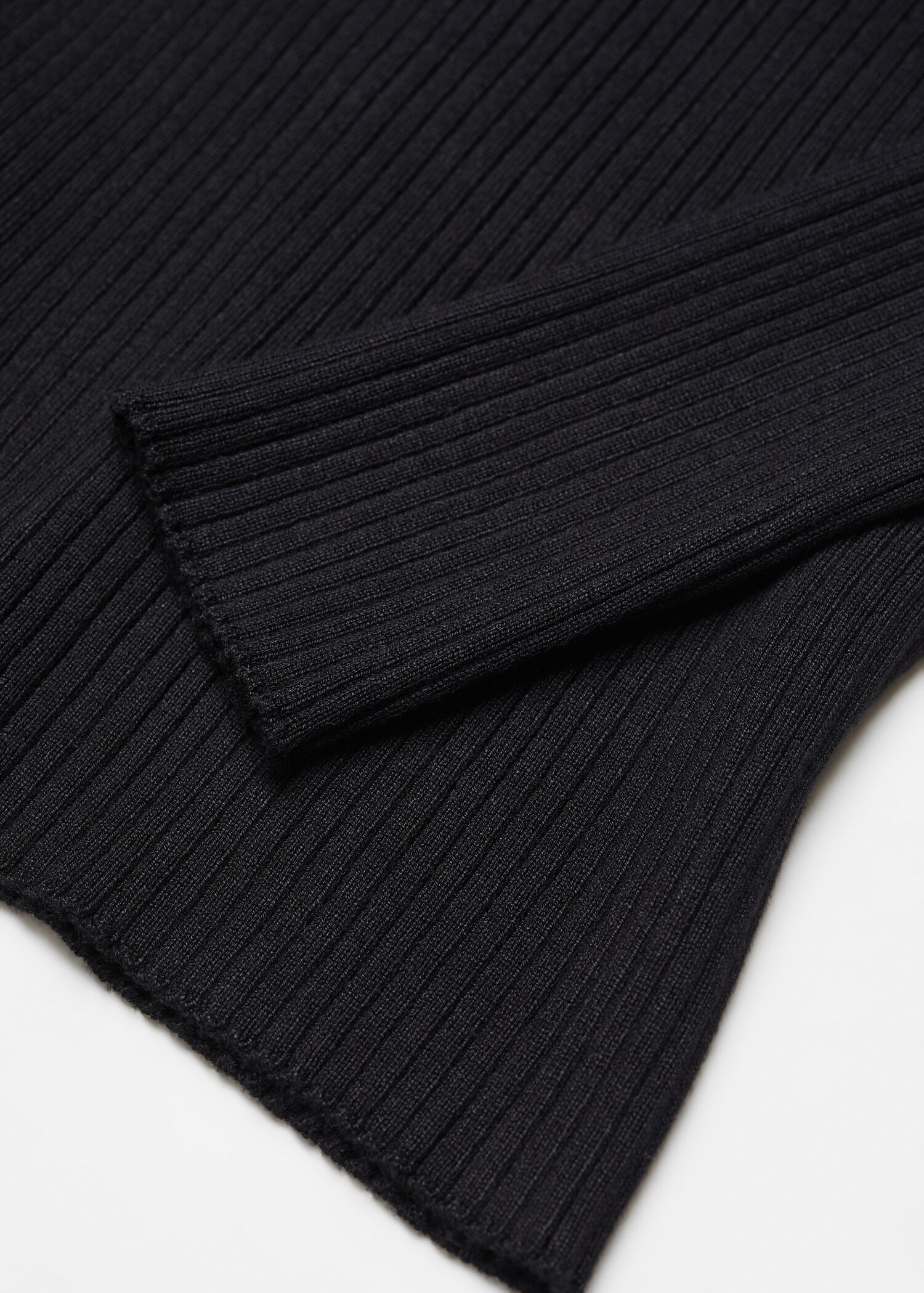 Jersey canalé cuello redondo - Detalle del artículo 8