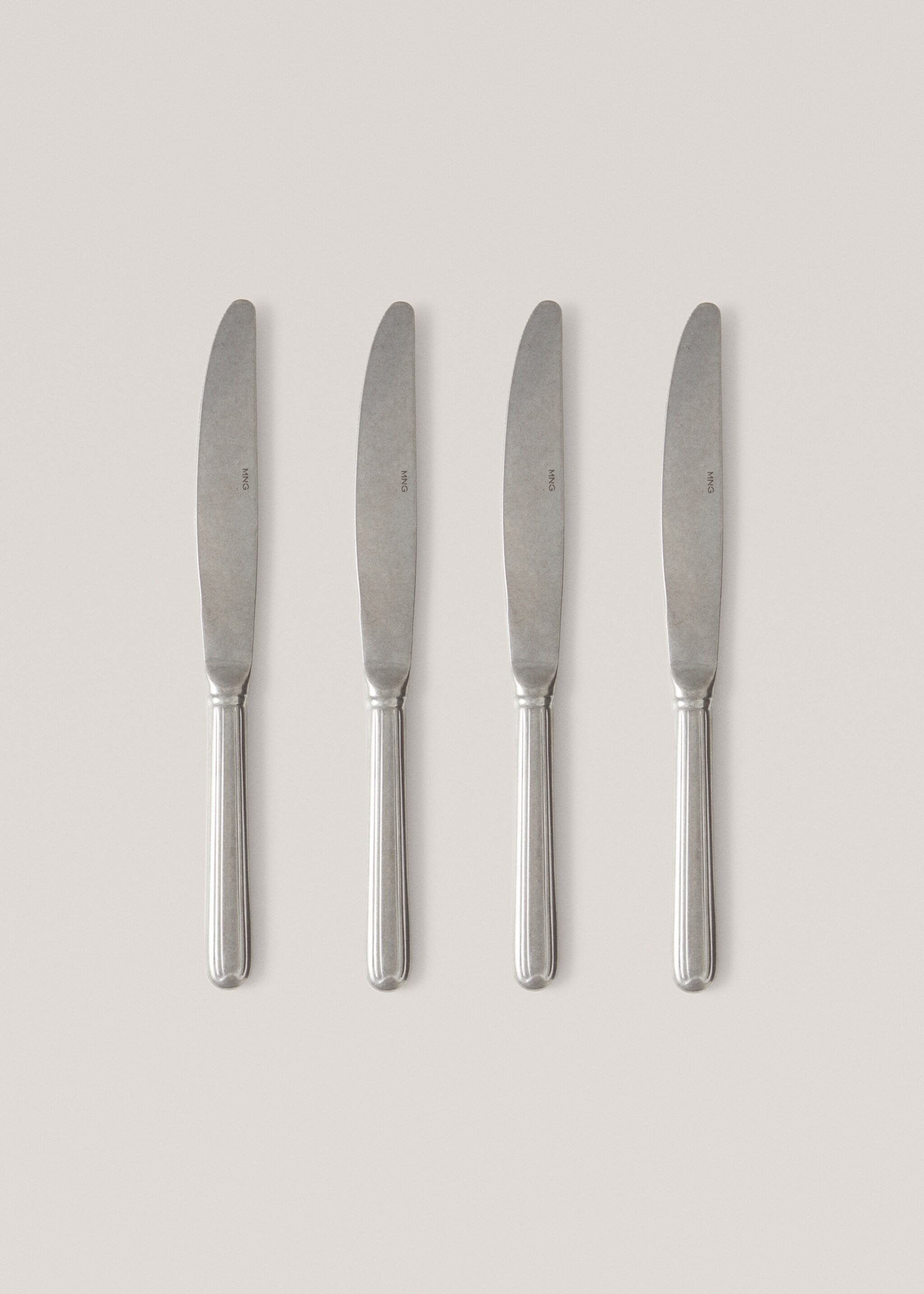 Pack of 4 old silver knives - Article without model