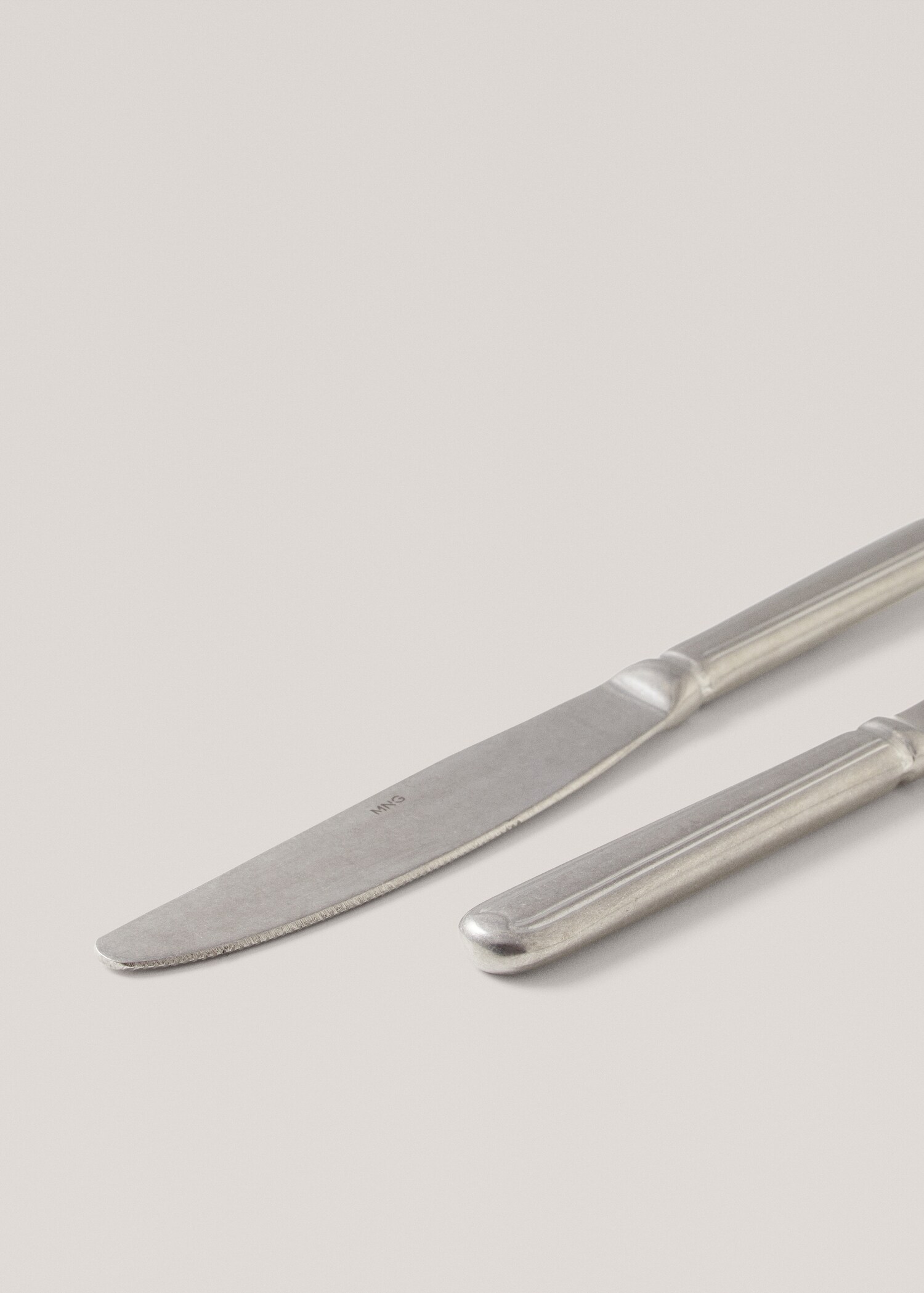 Pack of 4 old silver knives - Details of the article 1