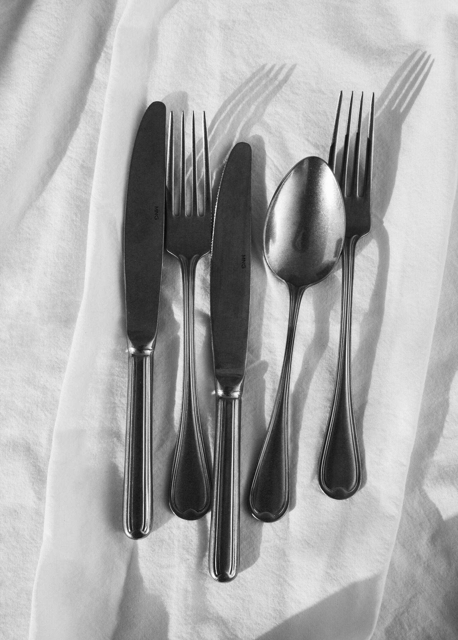 Pack of 4 old silver knives - Details of the article 9
