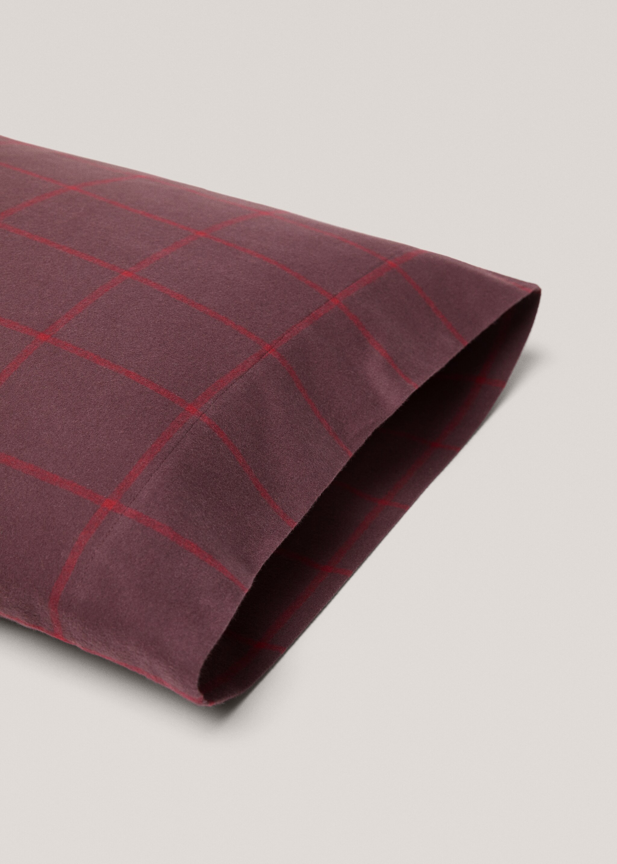 Check flannel pillowcase 45x110cm - Details of the article 1