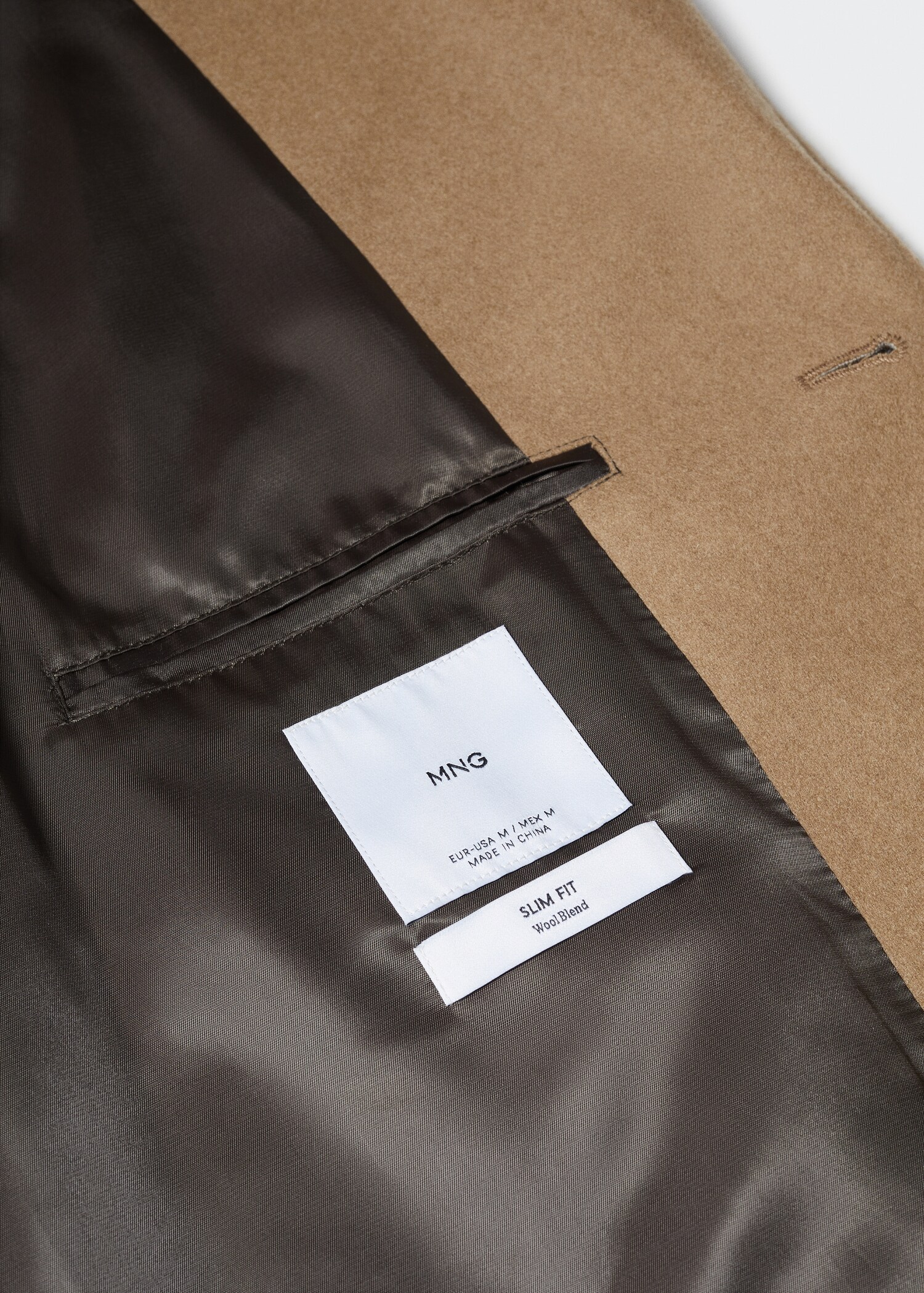 Lightweight recycled wool coat - Details of the article 8