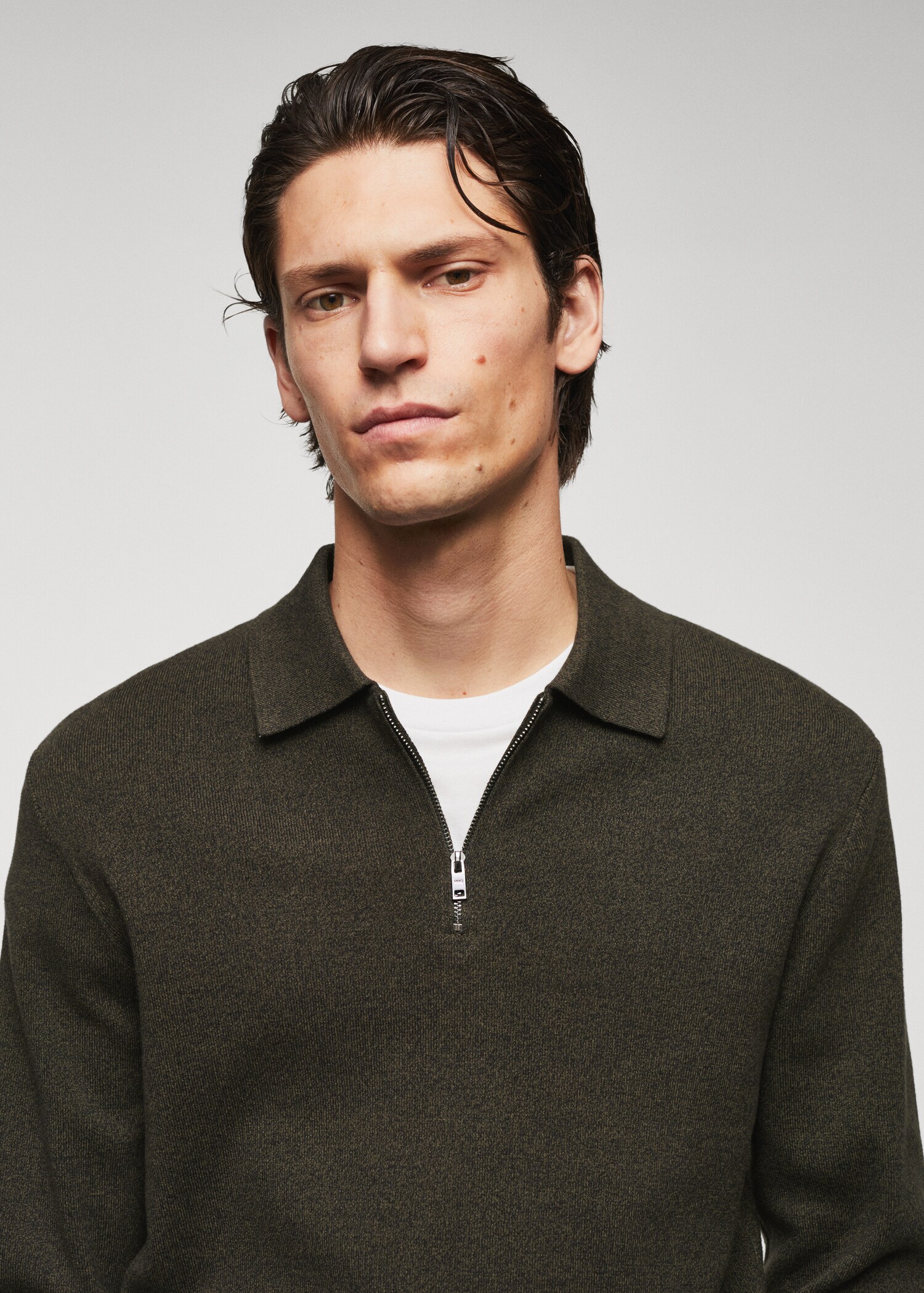 Cotton-knit polo shirt with zip - Details of the article 1
