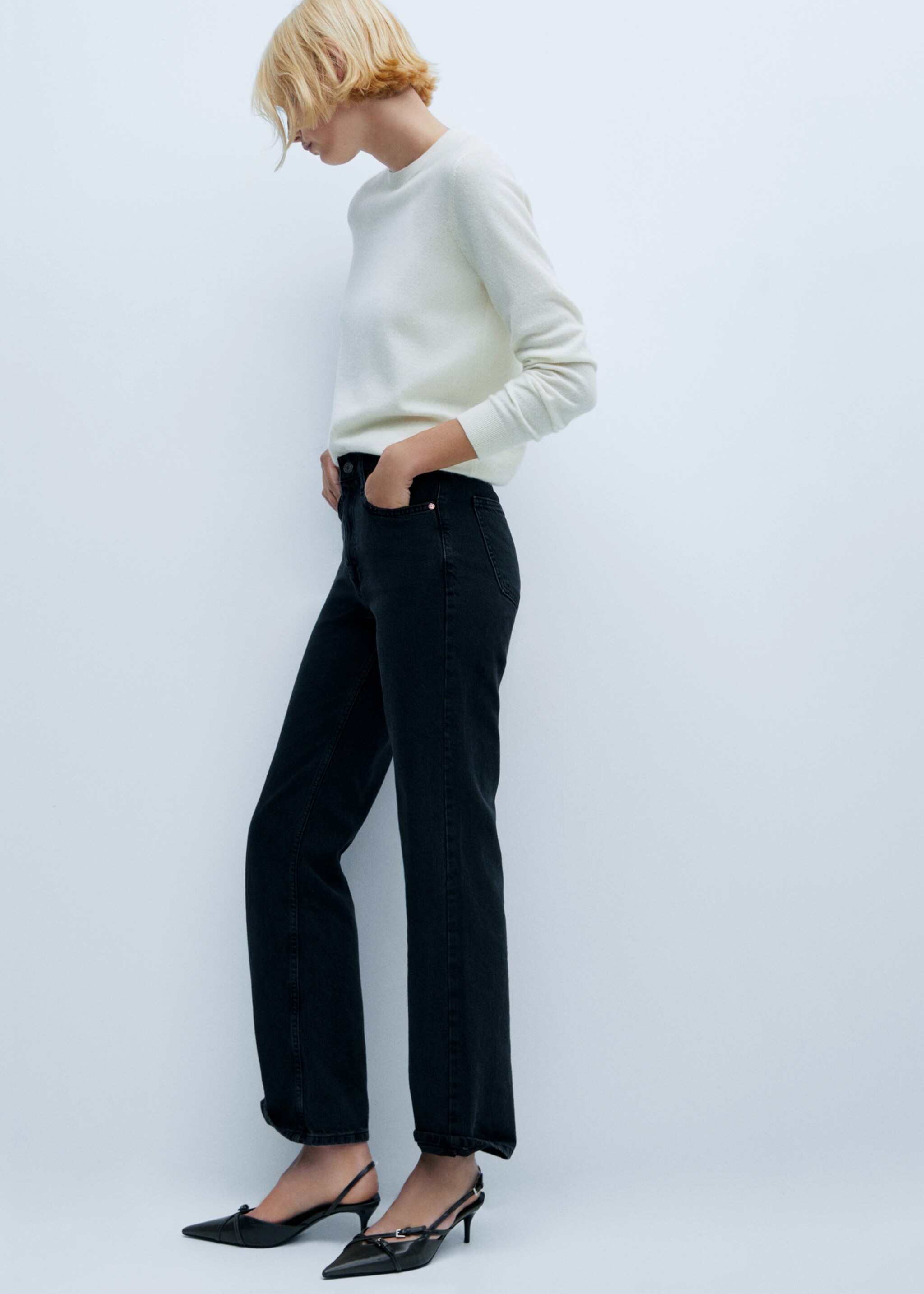 Mid-rise straight jeans - Details of the article 2
