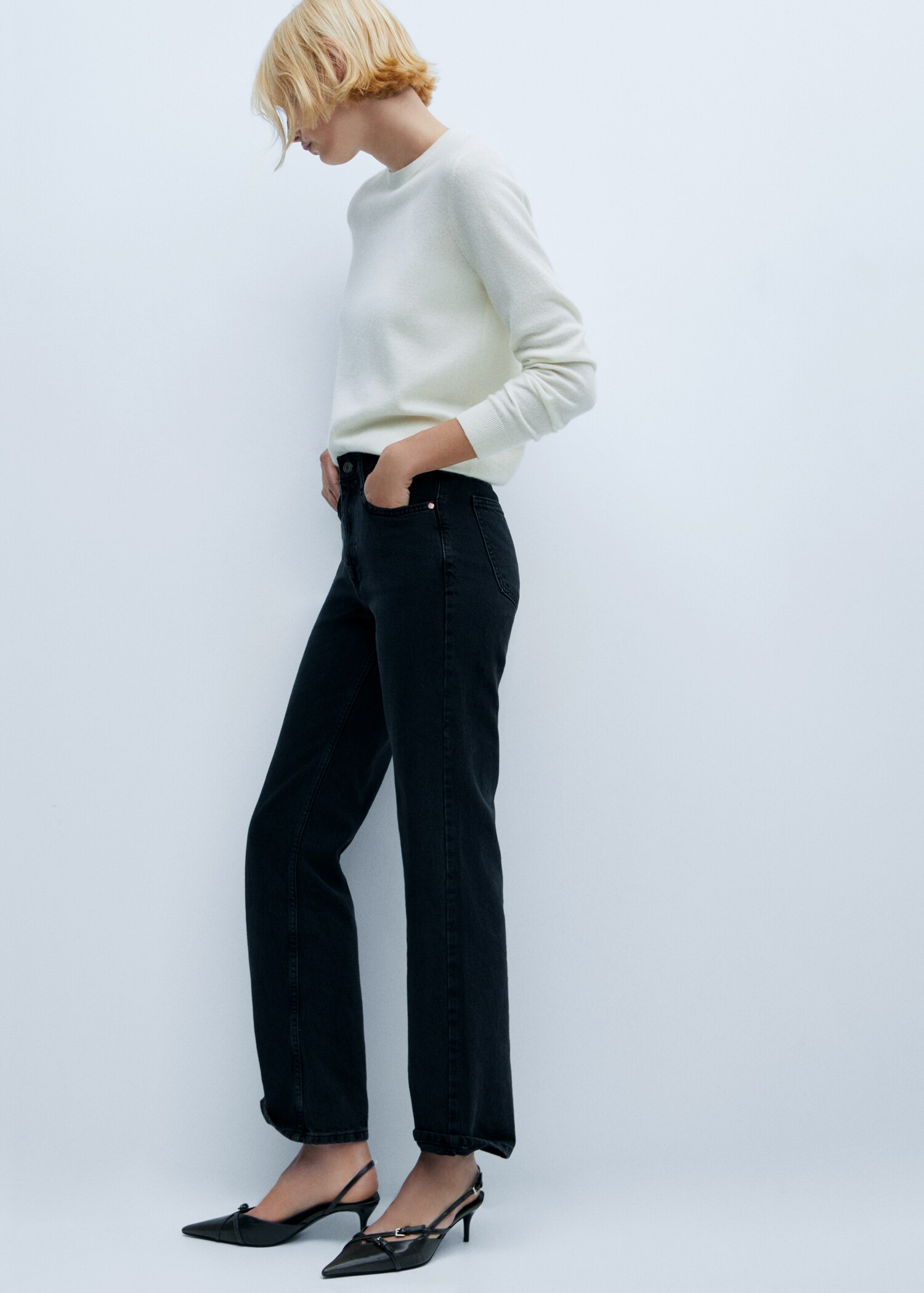 Mid-rise straight jeans - Details of the article 2