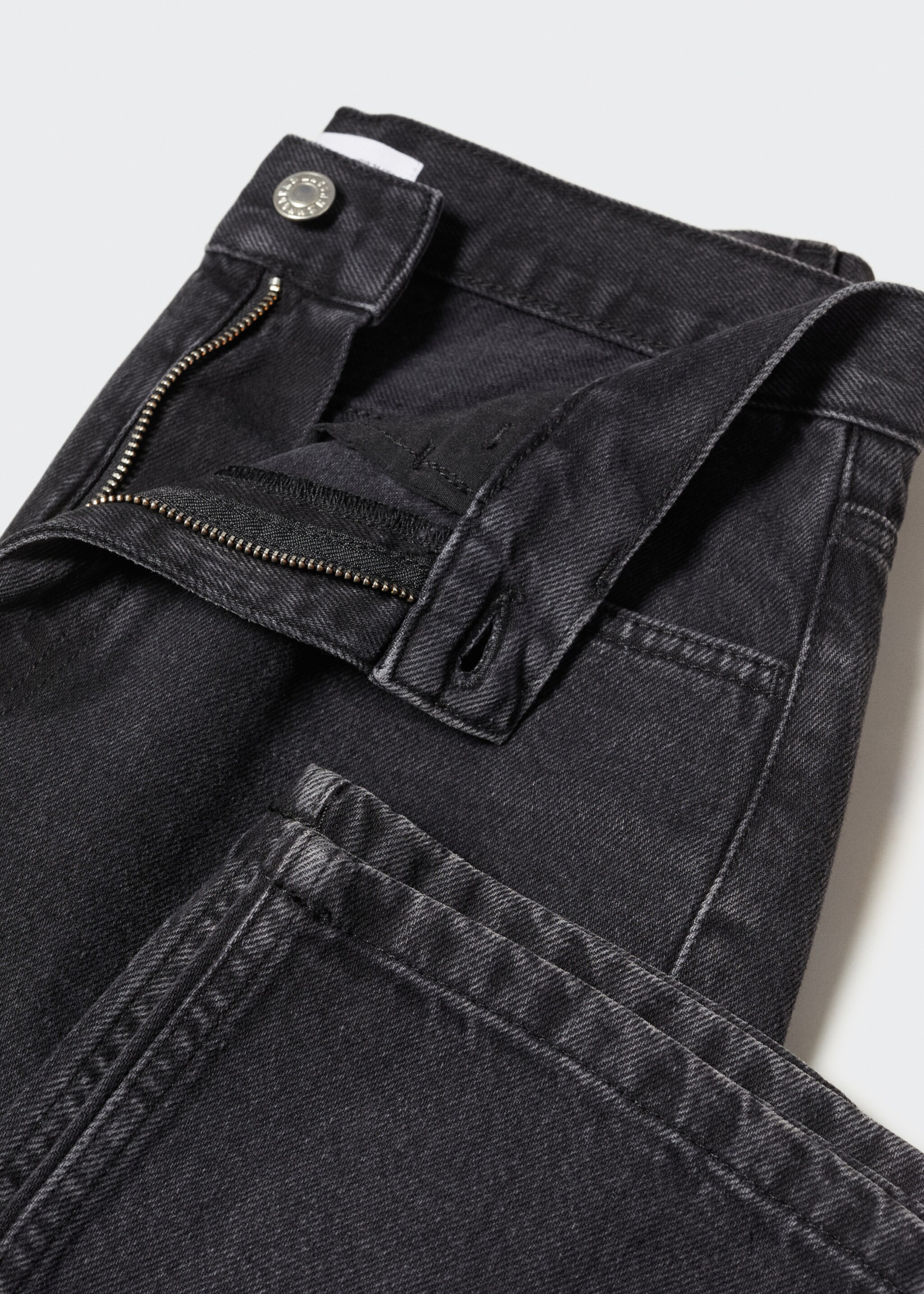 Mid-rise straight jeans - Details of the article 8