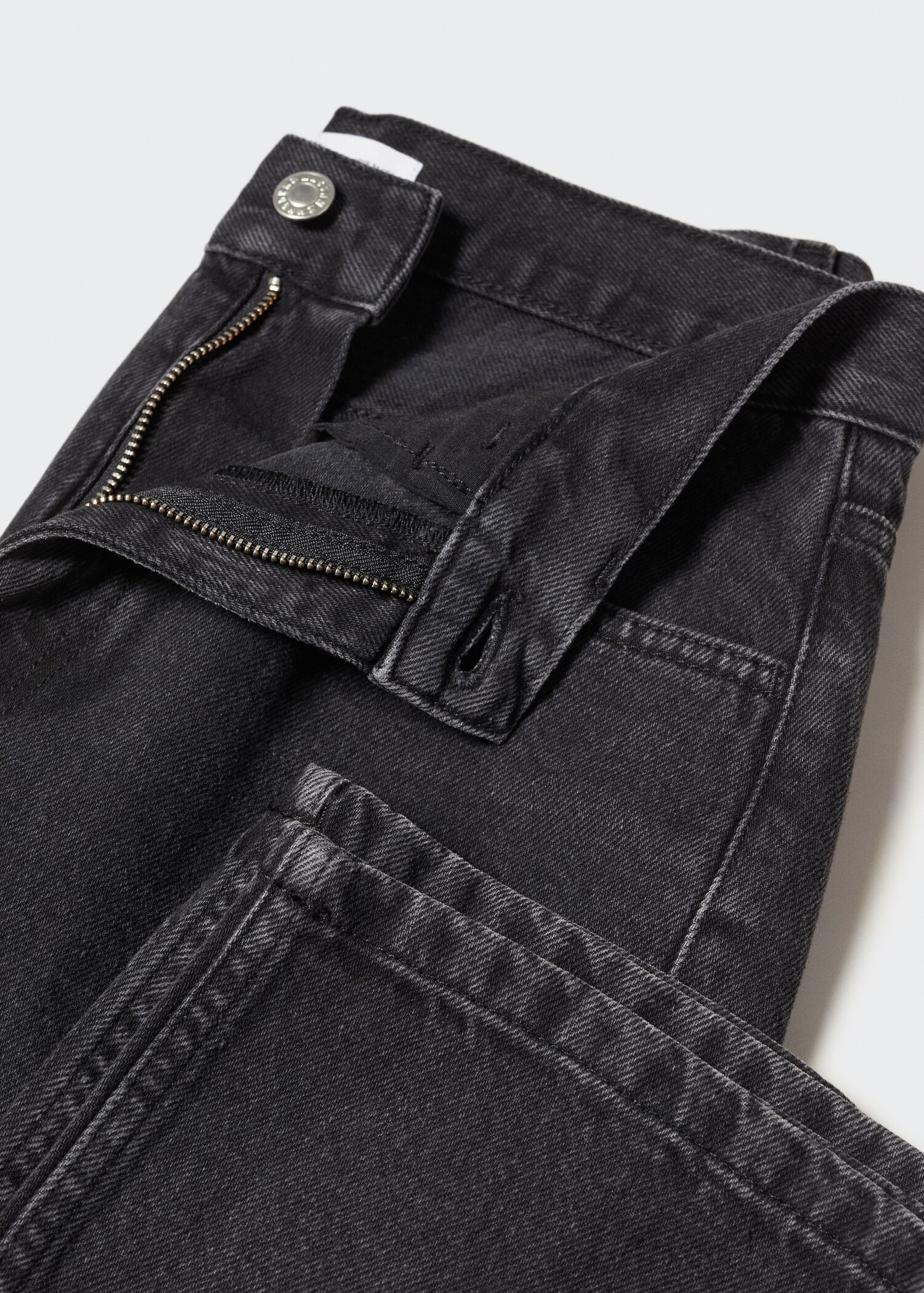 Mid-rise straight jeans - Details of the article 8