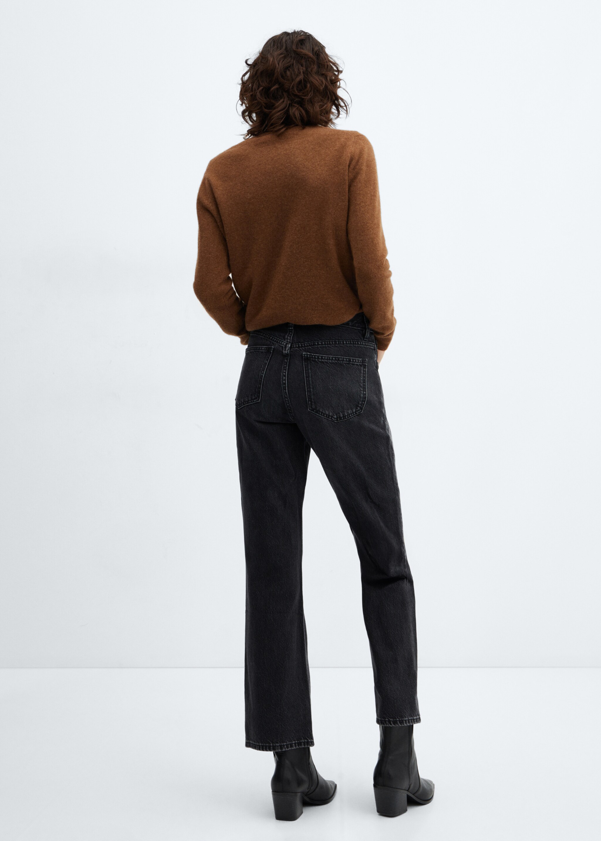 Mid-rise straight jeans - Reverse of the article