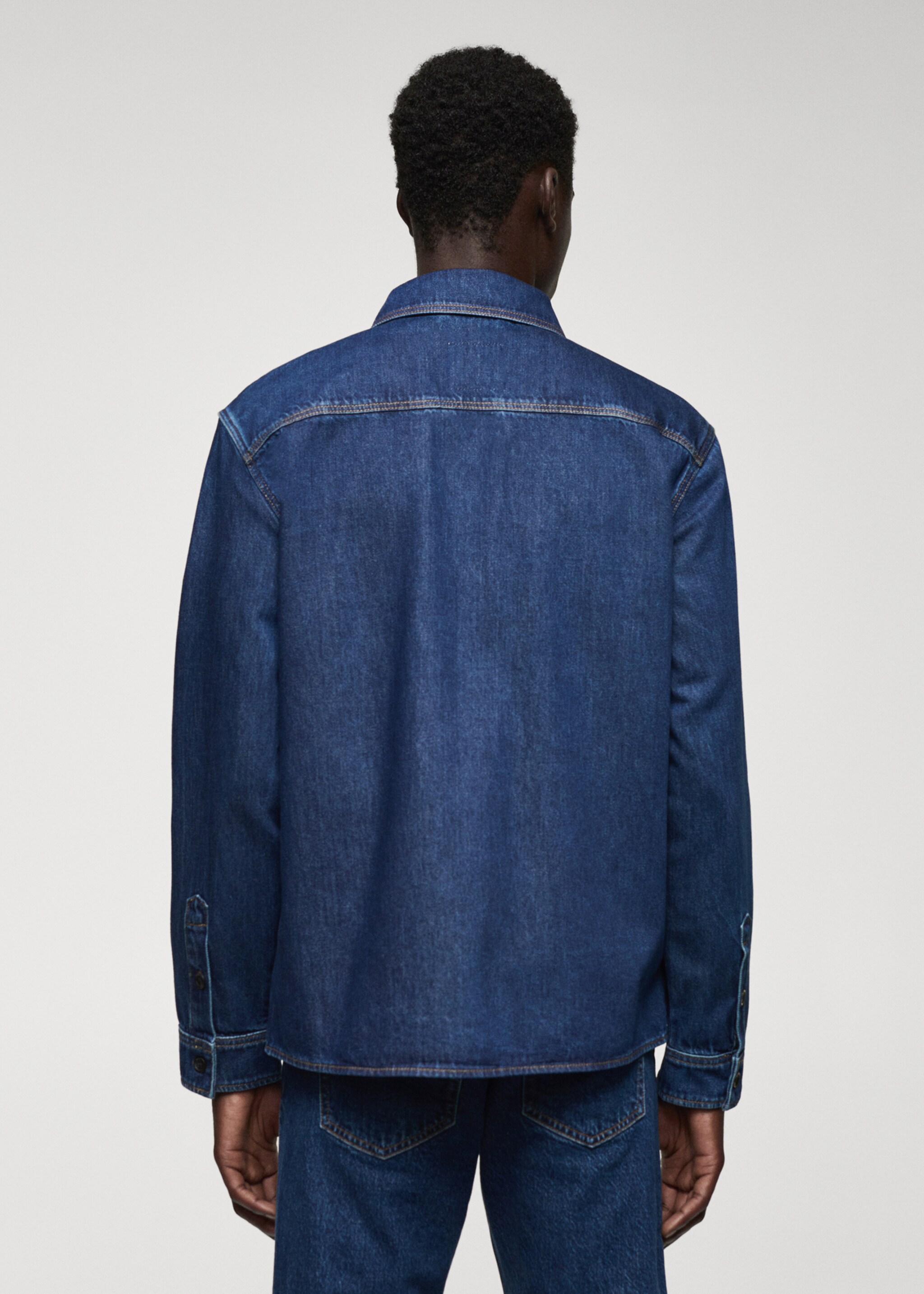 Cotton denim overshirt with pockets - Reverse of the article, Dark Blue. Ref: 57024417-00.