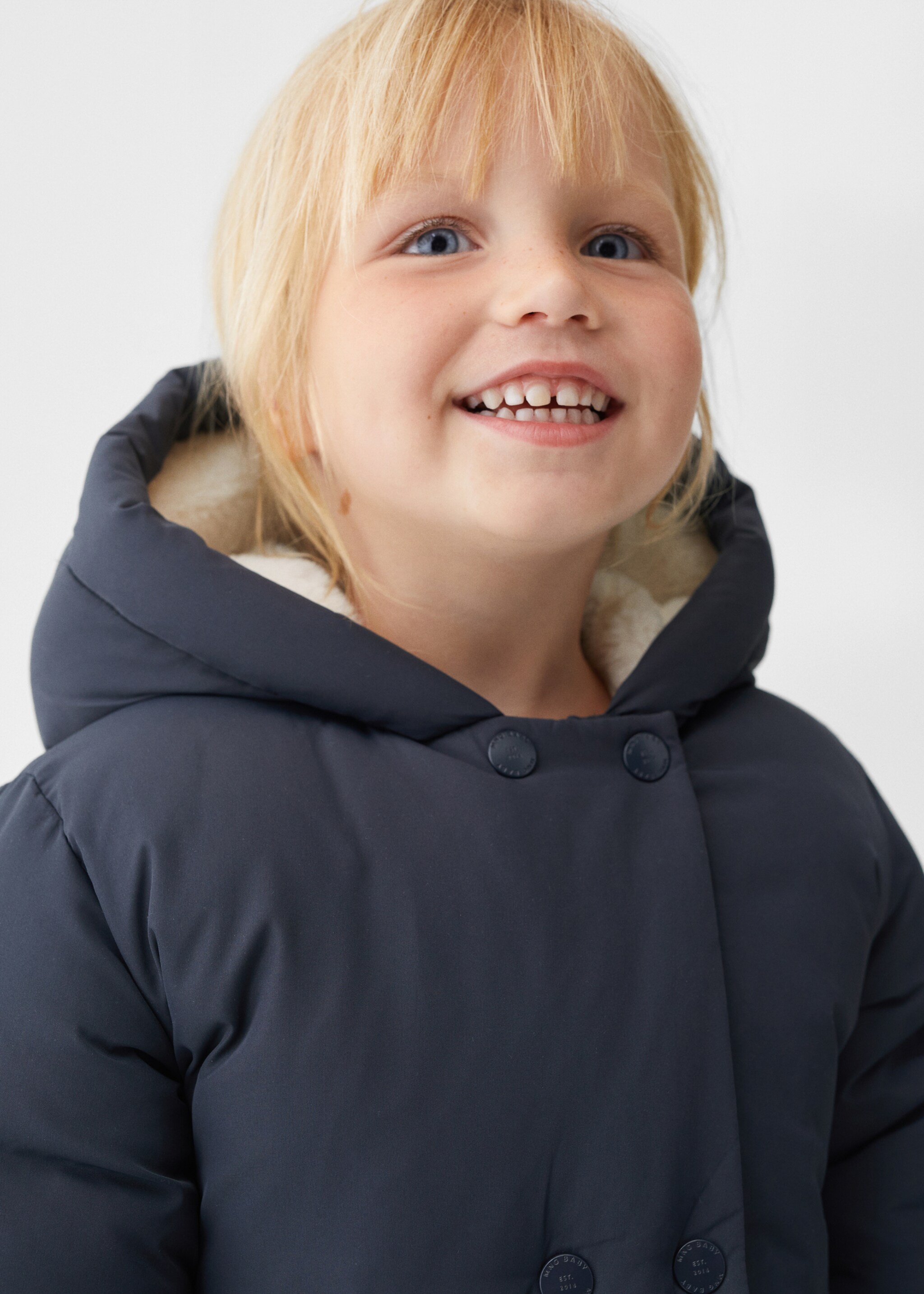 Anorak mit Kunstfell-Innenseite - Detail des Artikels 1, Dunkles Marineblau. Ref: 57024757-00.