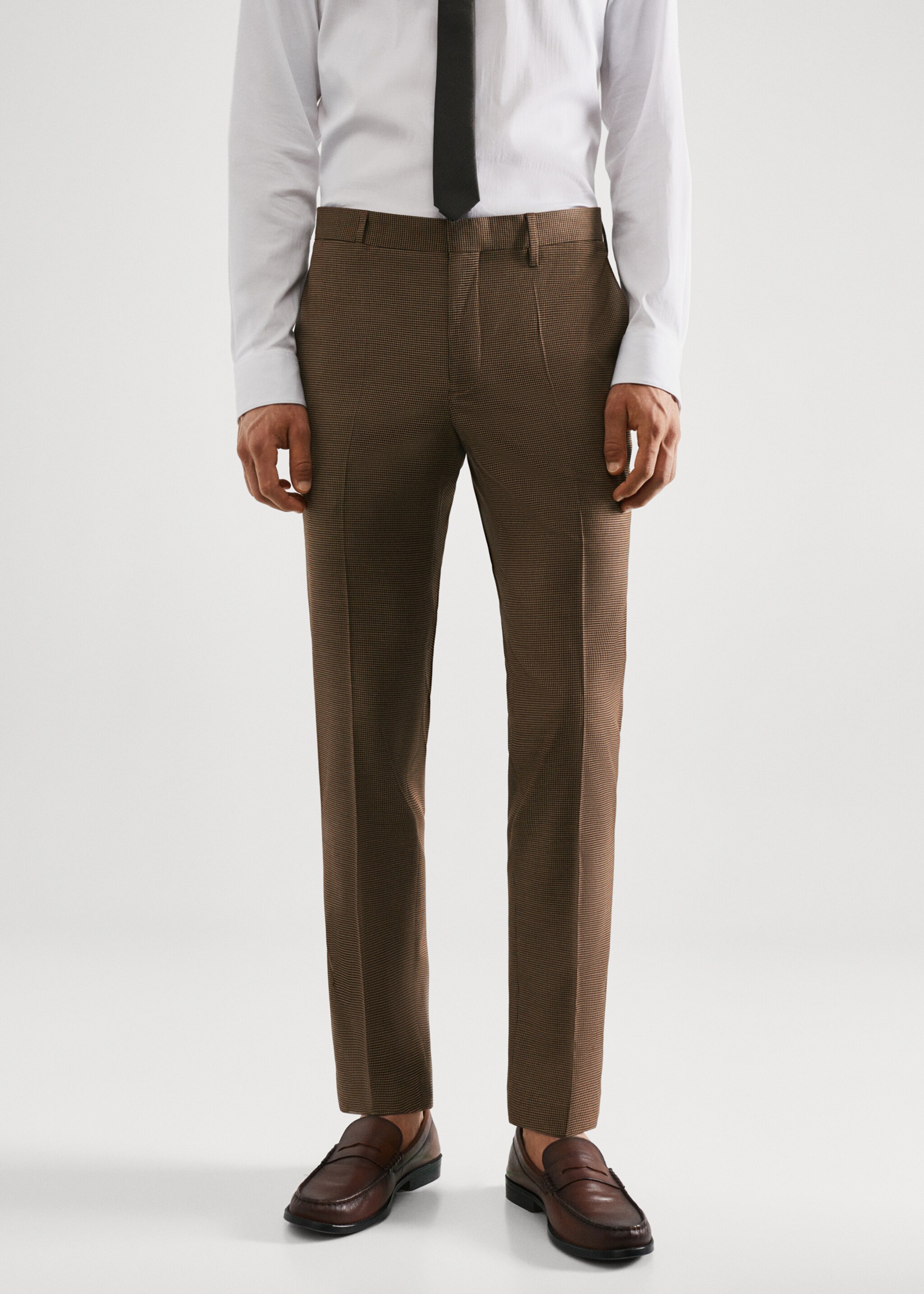 Super Slim Fit-Anzughose aus Stretchstoff - Mittlere Ansicht, Braun. Ref: 57024762-00.