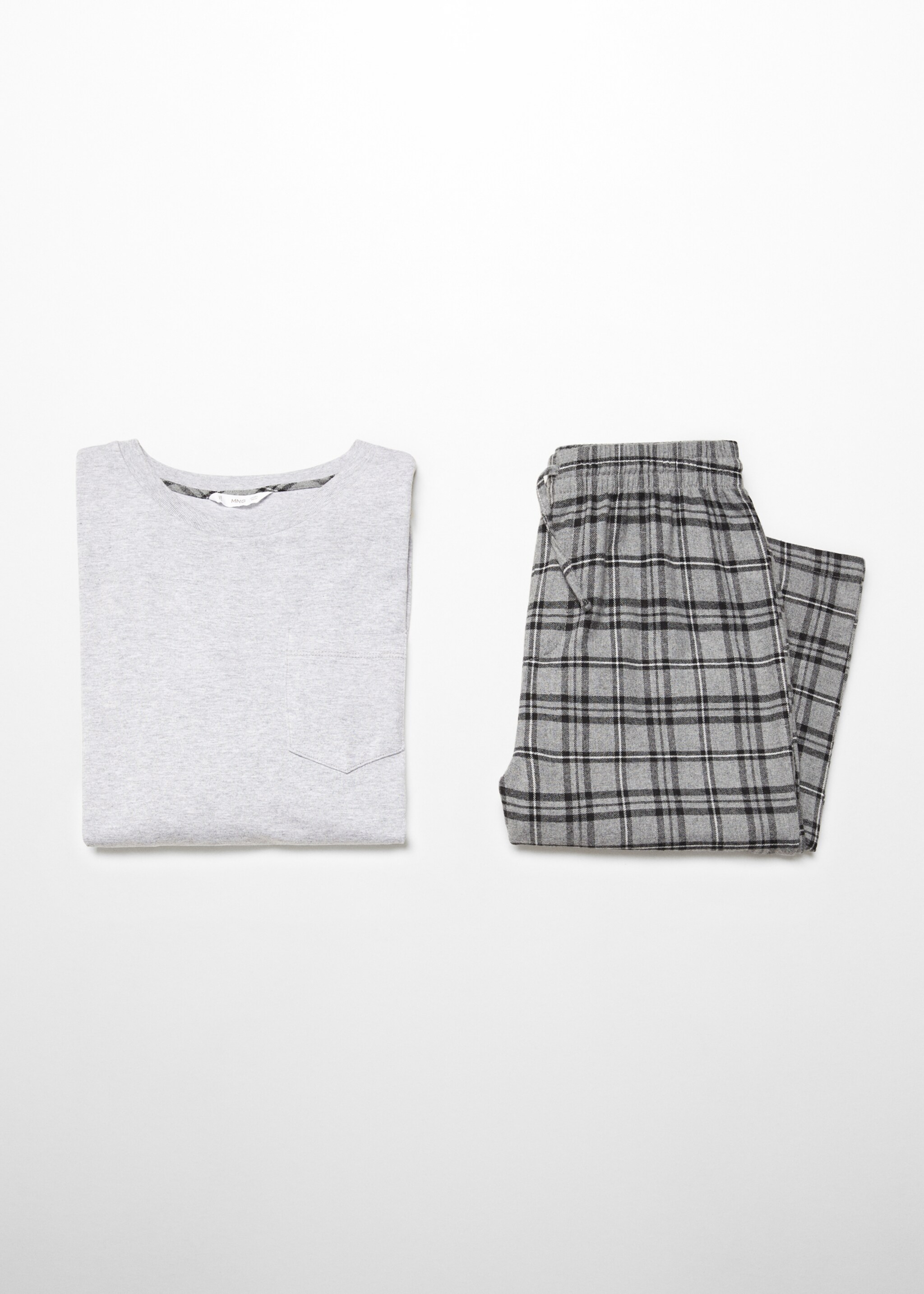 Two-pieces check long pyjamas - Details of the article 8