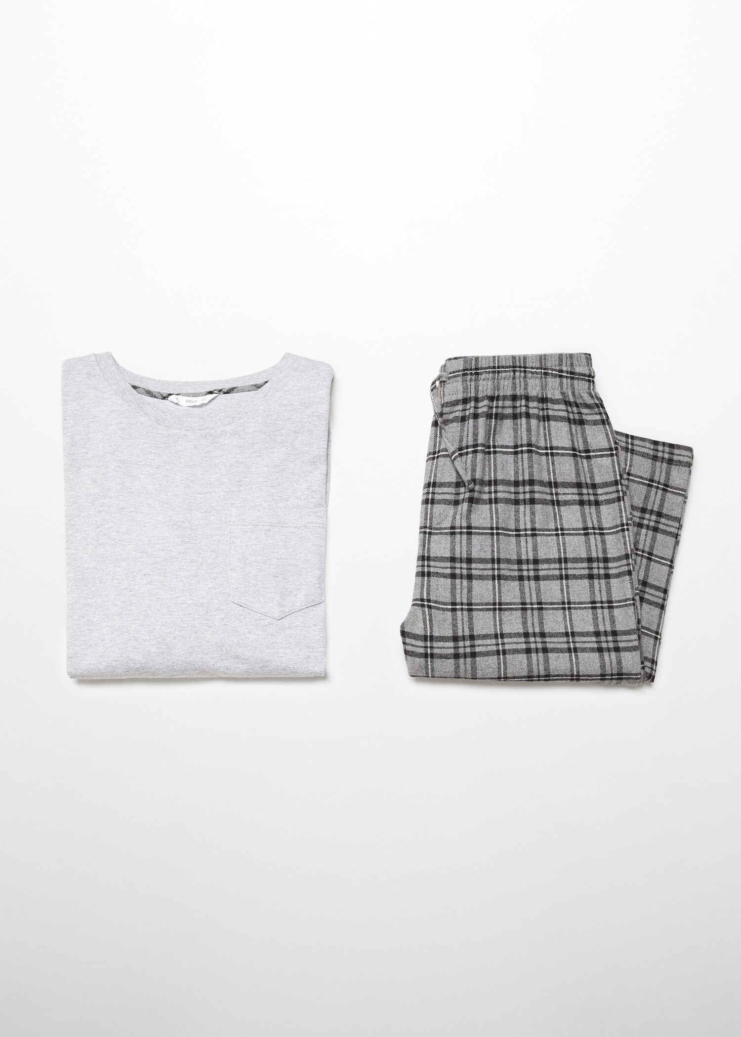 Two-pieces check long pyjamas - Details of the article 8