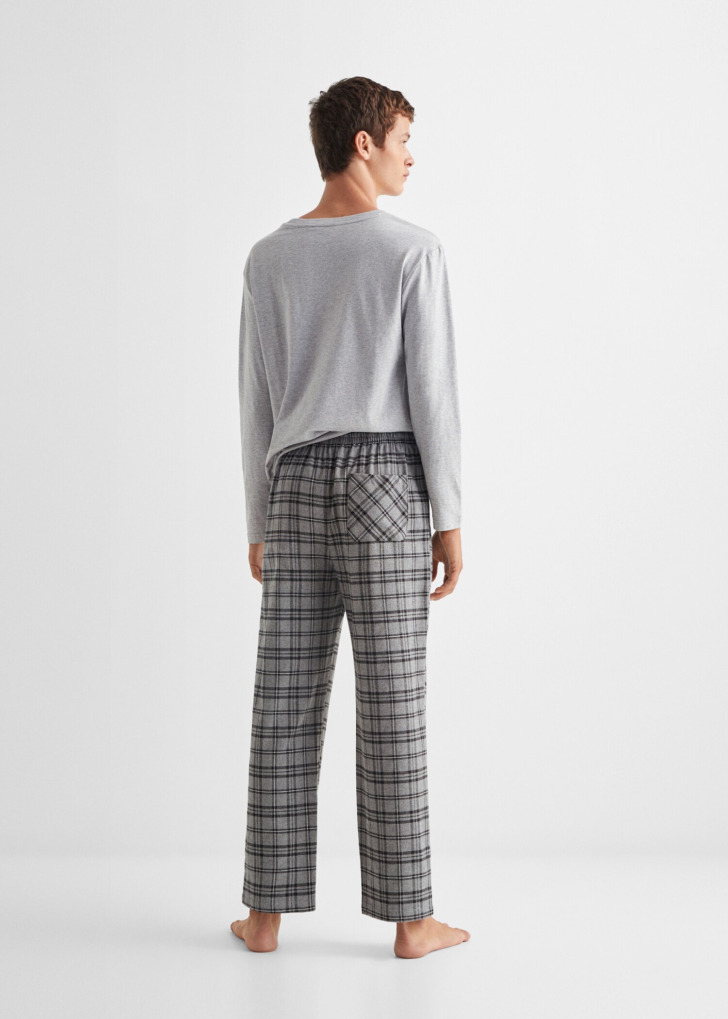 Two-pieces check long pyjamas - Reverse of the article