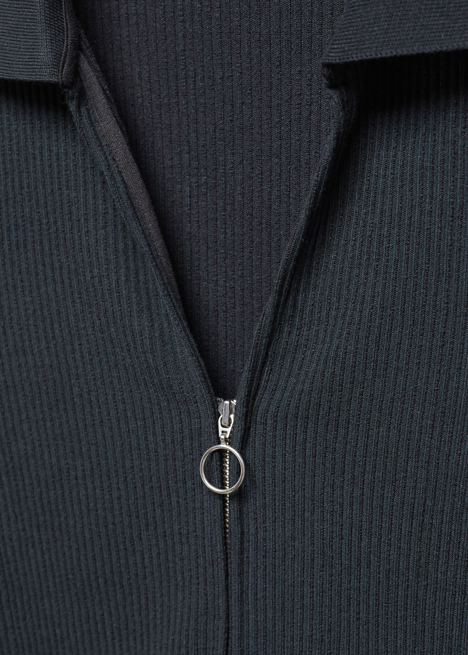 Pull-over col V fermeture Éclair - Détail de l'article 8