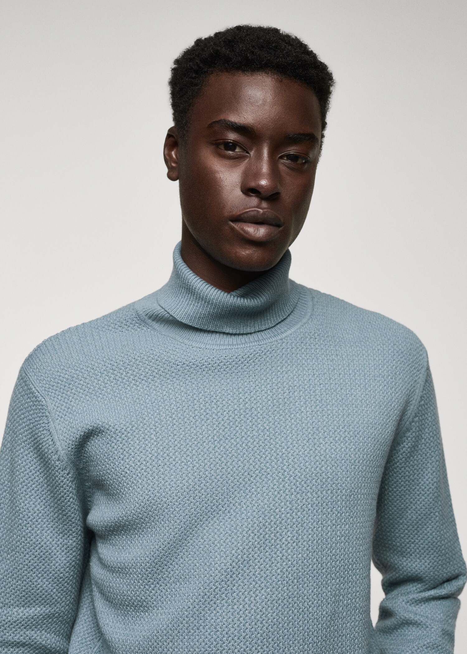 Jersey trenzado cuello vuelto - Detalle del artículo 1
