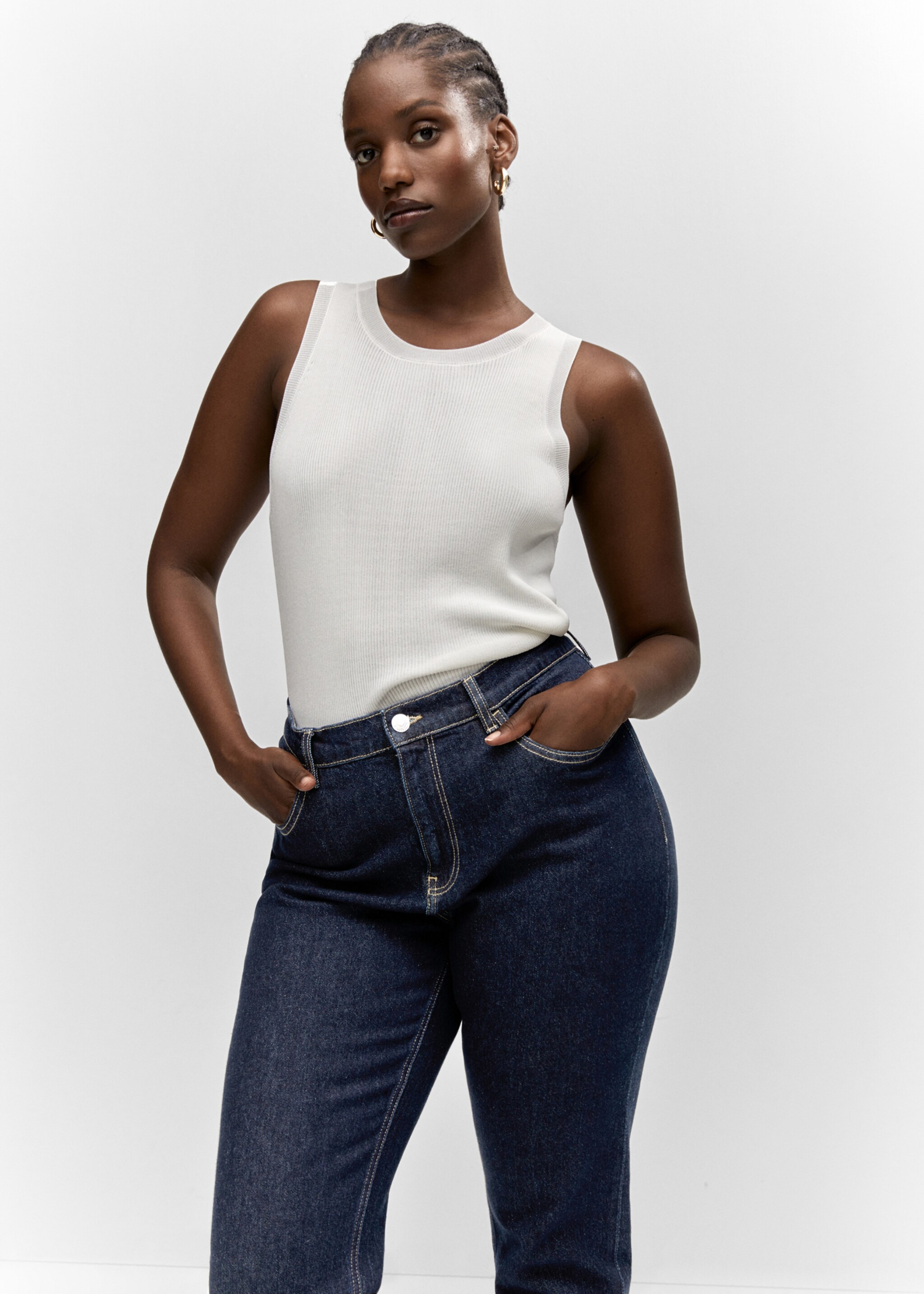 Newmom comfort high-rise jeans - Details of the article 5, Open Blue. Ref: 57025960-00.