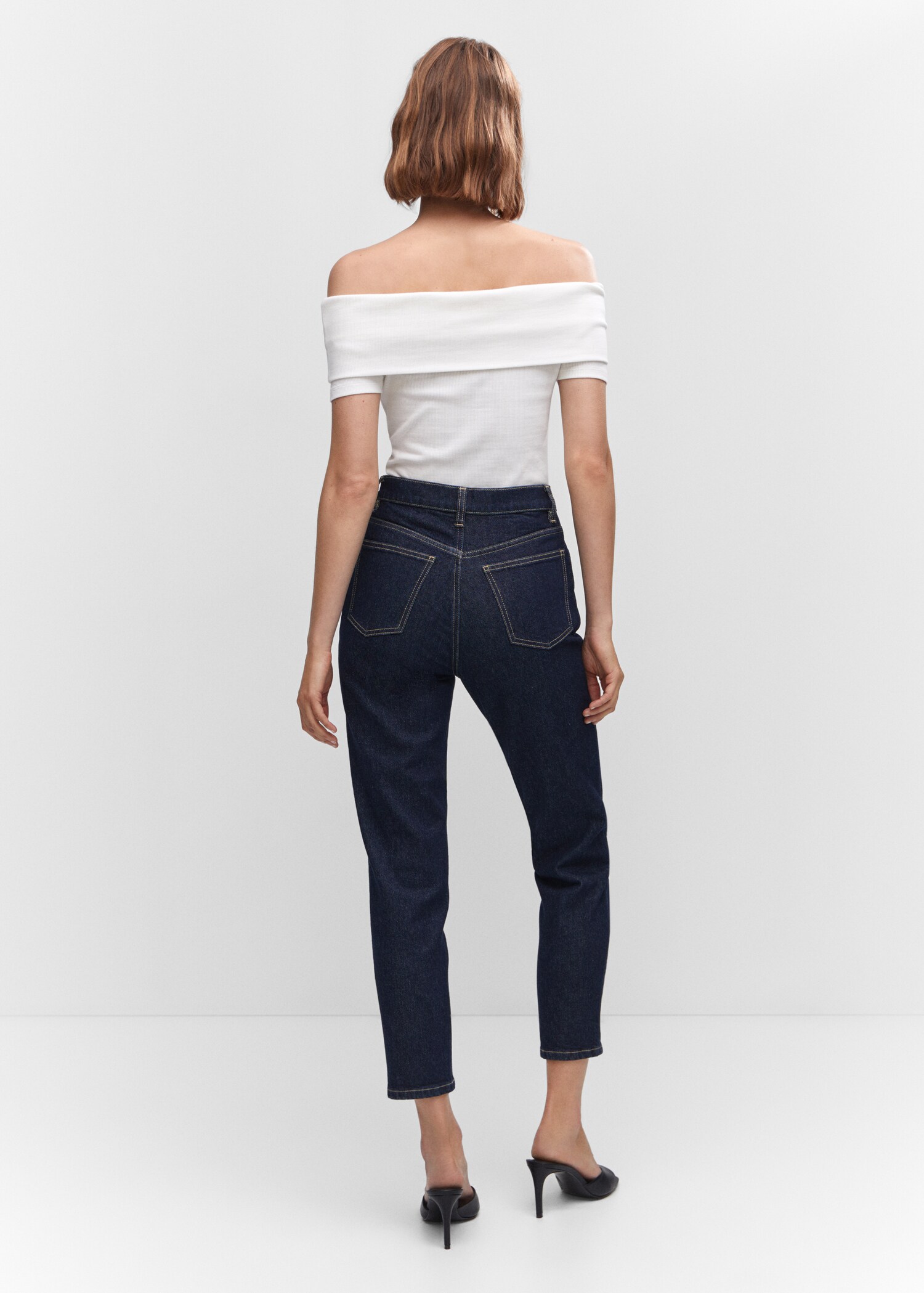Comfort-Jeans mit hohem Bund Newmom - Rückseite des Artikels