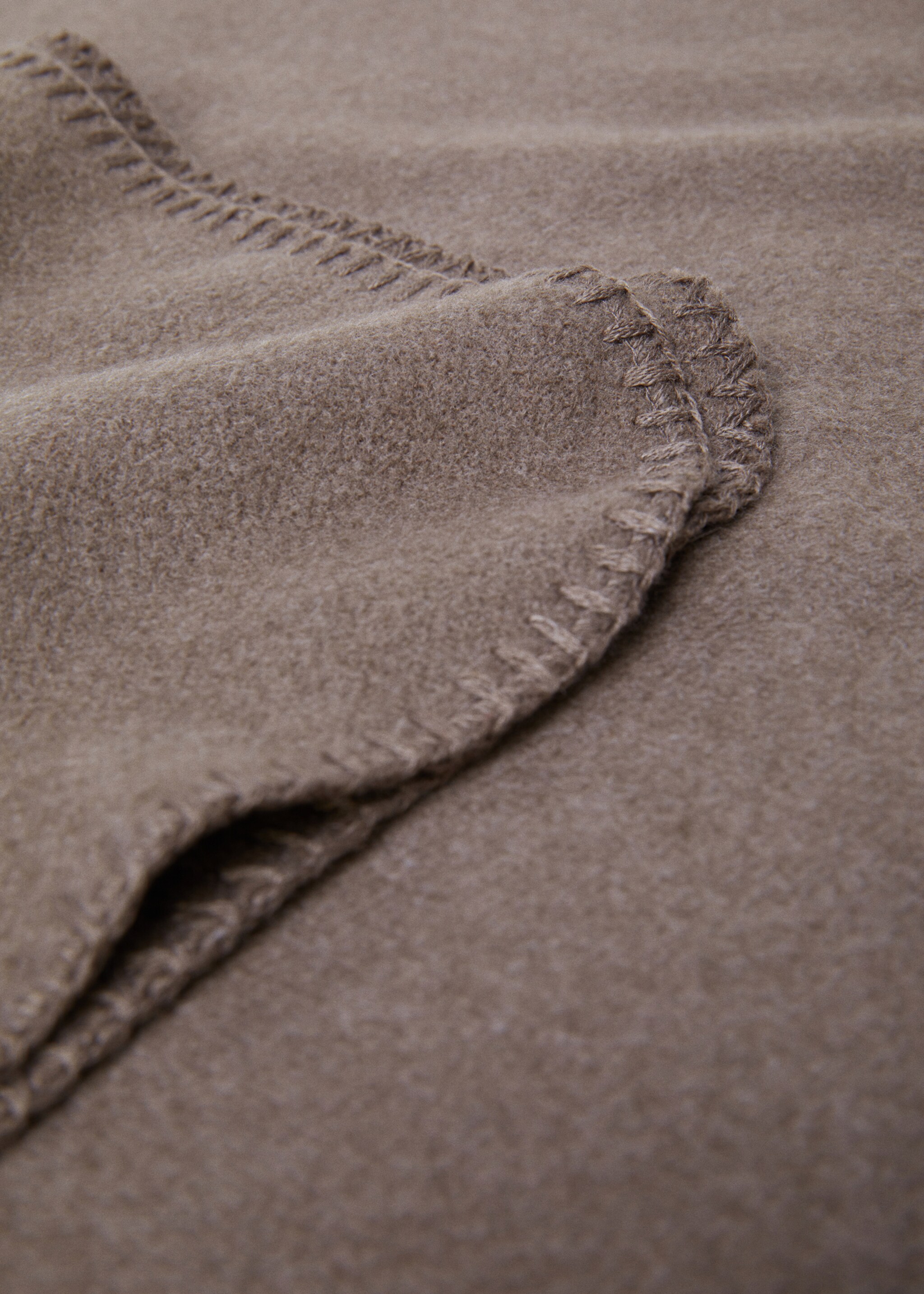 Decke aus Wollgemisch mit Steppnahtdetail 130 x 180 cm - Detail des Artikels 1