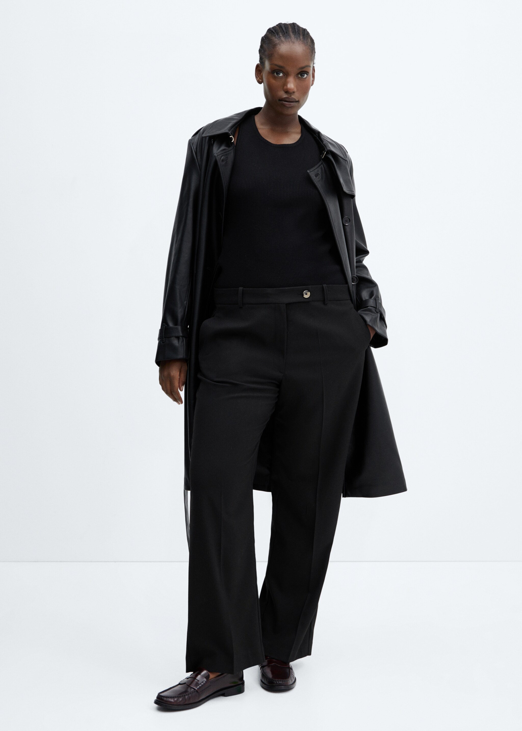 Straight trousers with side button - Details of the article 3, Black. Ref: 57026727-00.