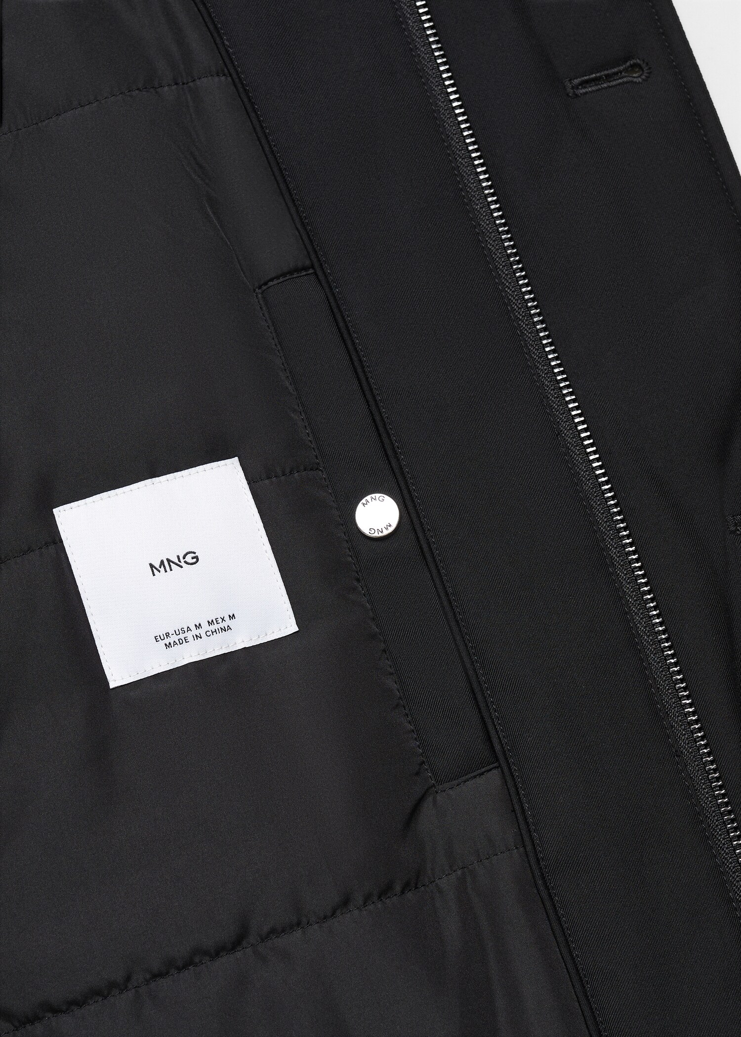 Jaqueta embuatada water repellent - Detall de l'article 8