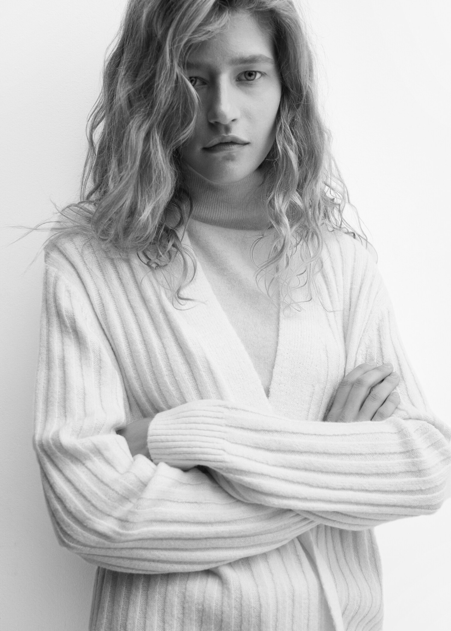 Langer Cardigan mit Rippstruktur - Detail des Artikels 1